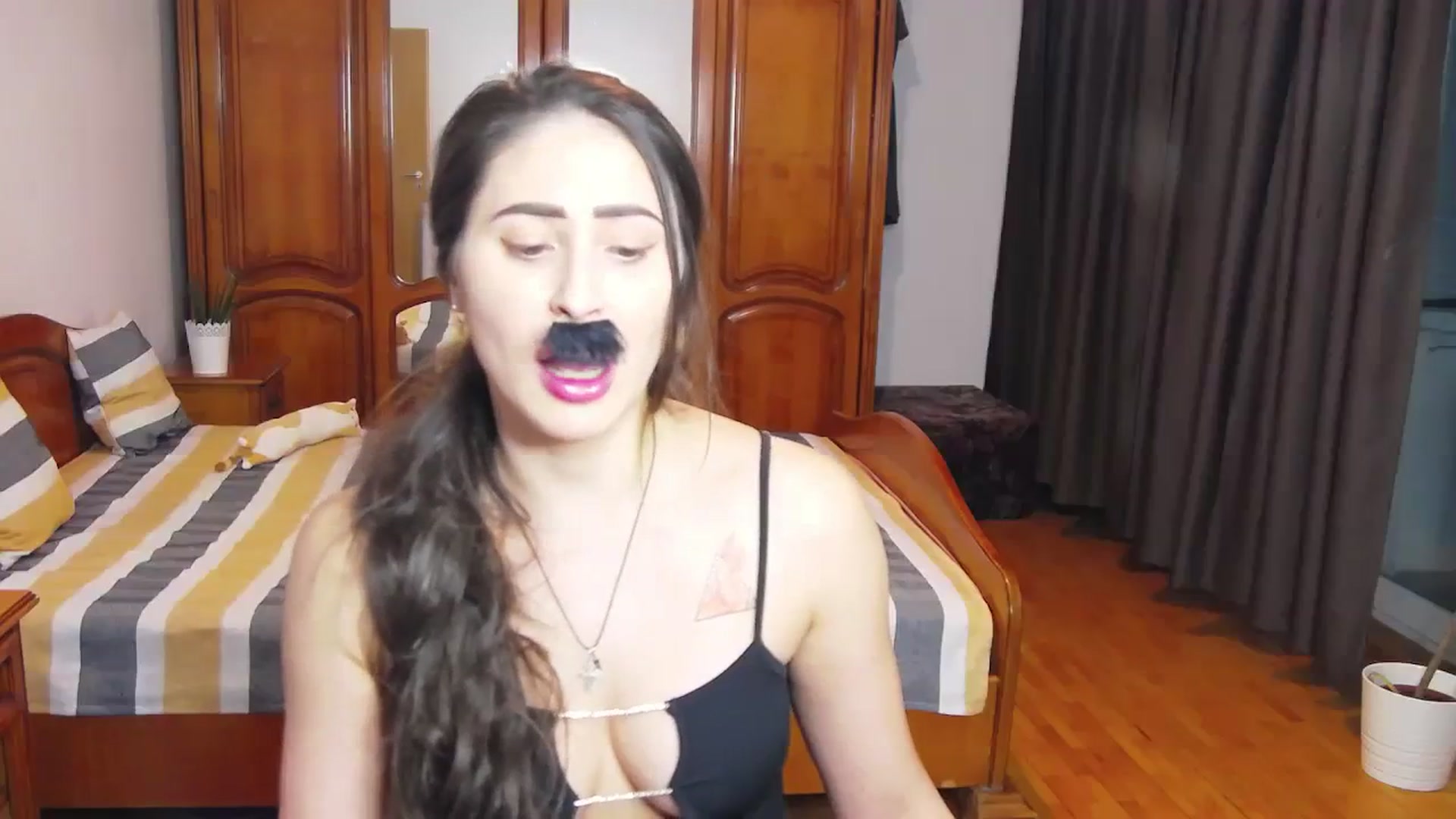 Gallery image thumbnail from MaraHari's myfreecams stream on, 02/03/2024, 18:05 image 12 of 20
