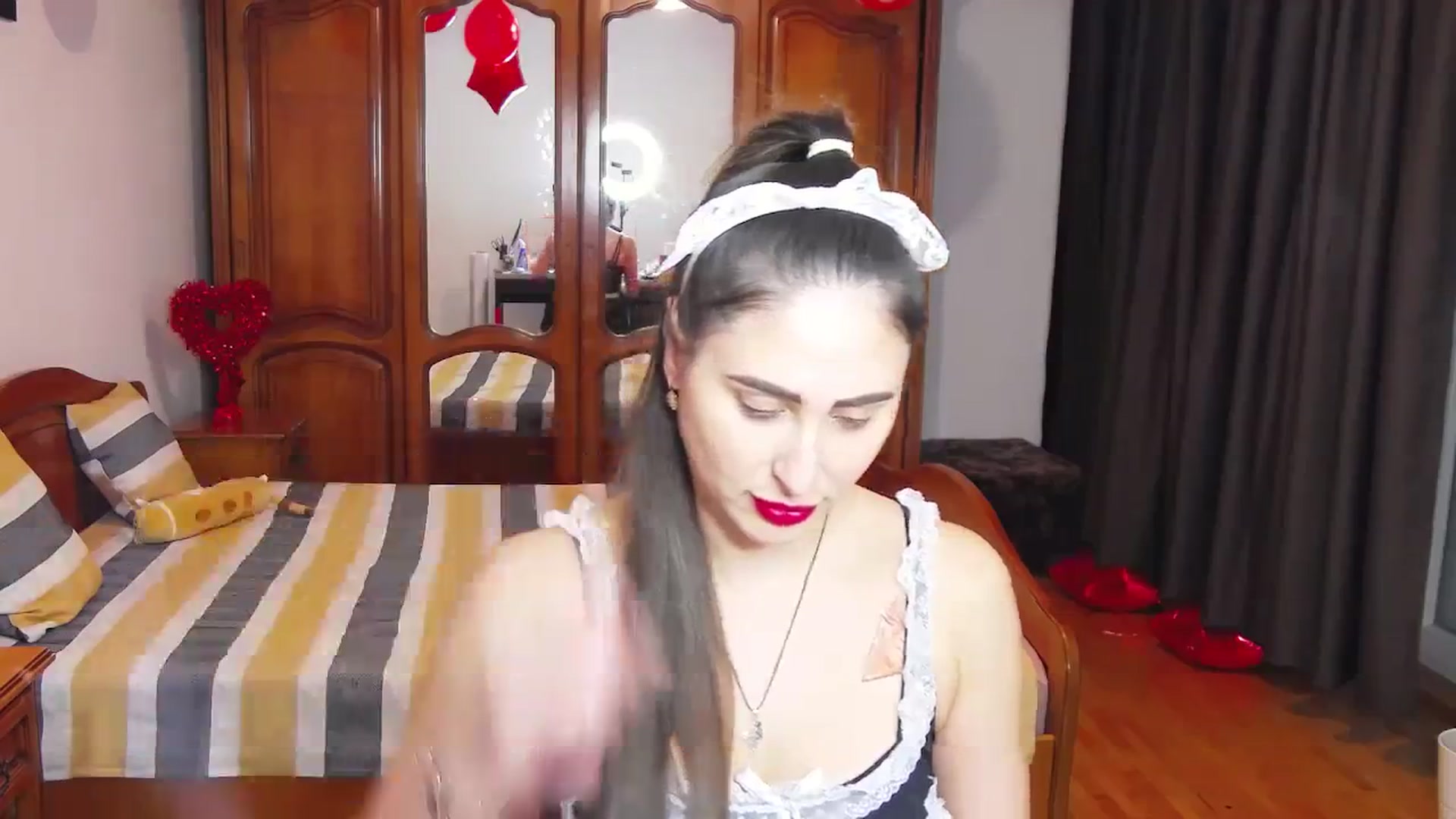 Gallery image thumbnail from MaraHari's myfreecams stream on, 02/18/2024, 20:18 image 15 of 20