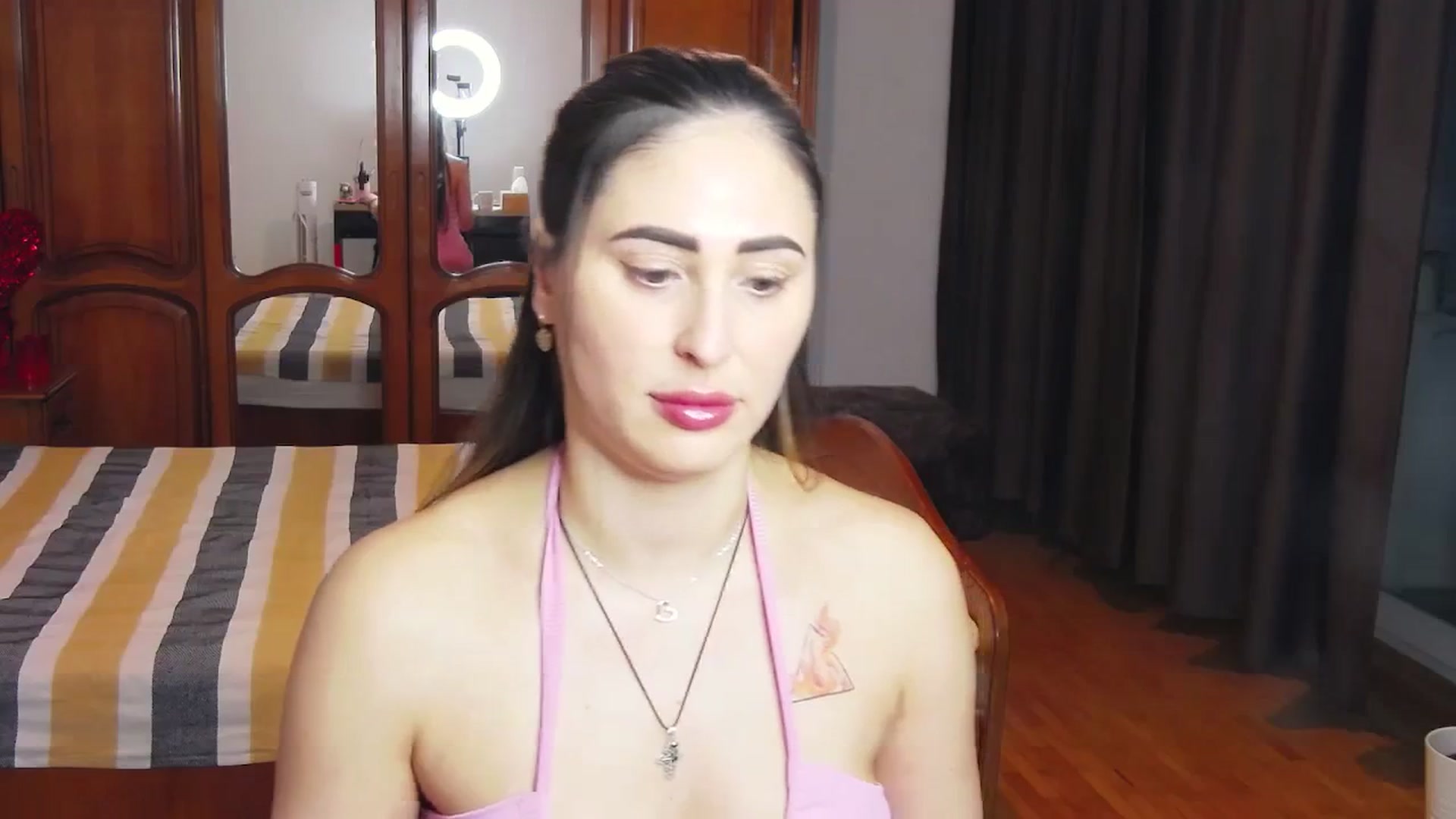 Gallery image thumbnail from MaraHari's myfreecams stream on, 02/25/2024, 18:03 image 5 of 20