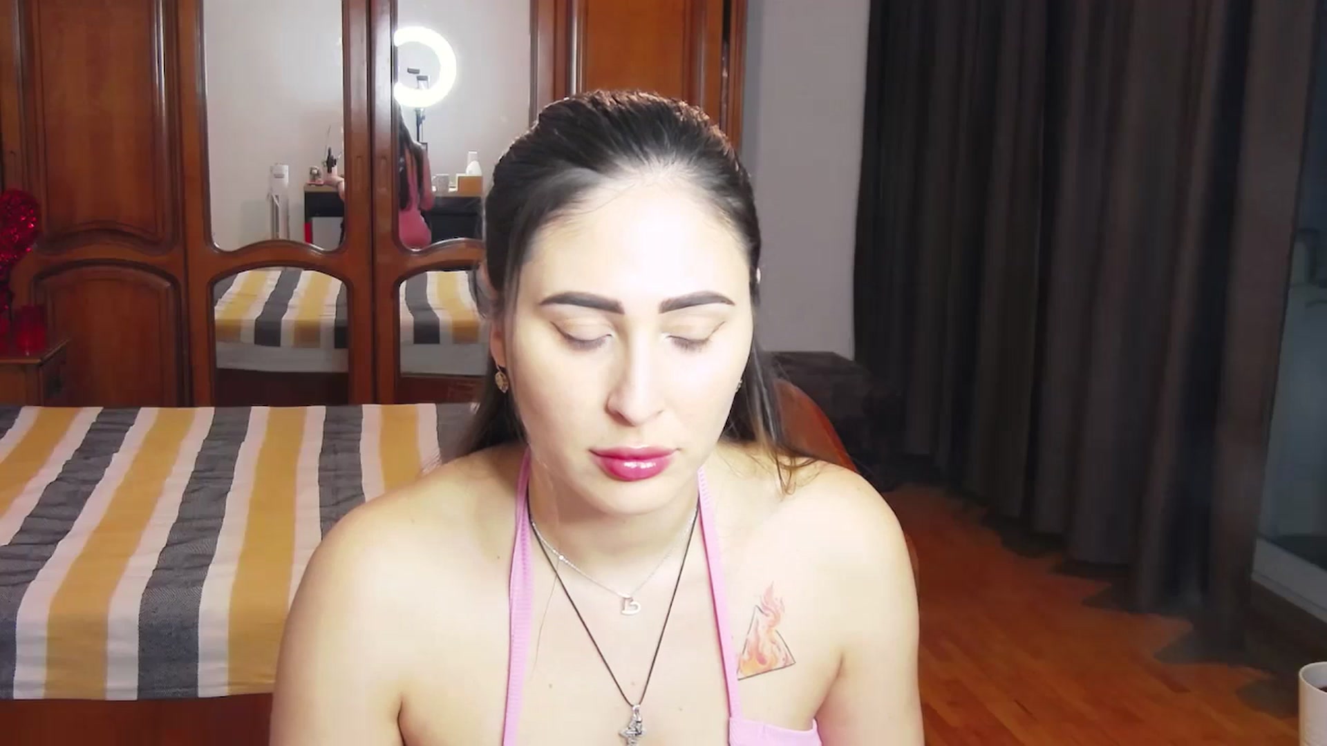 Gallery image thumbnail from MaraHari's myfreecams stream on, 02/25/2024, 18:03 image 3 of 20