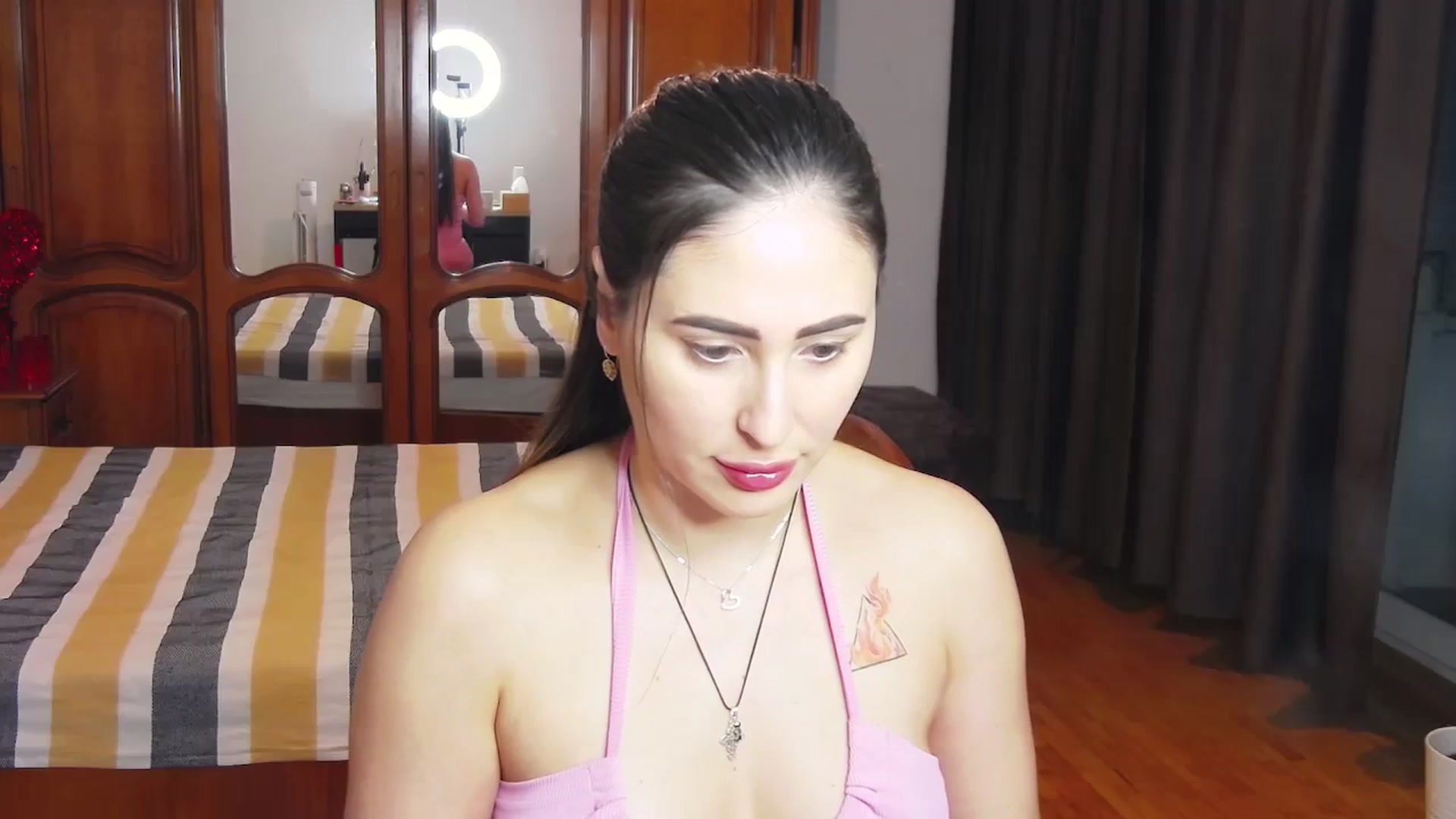 Gallery image thumbnail from MaraHari's myfreecams stream on, 02/25/2024, 18:03 image 4 of 20