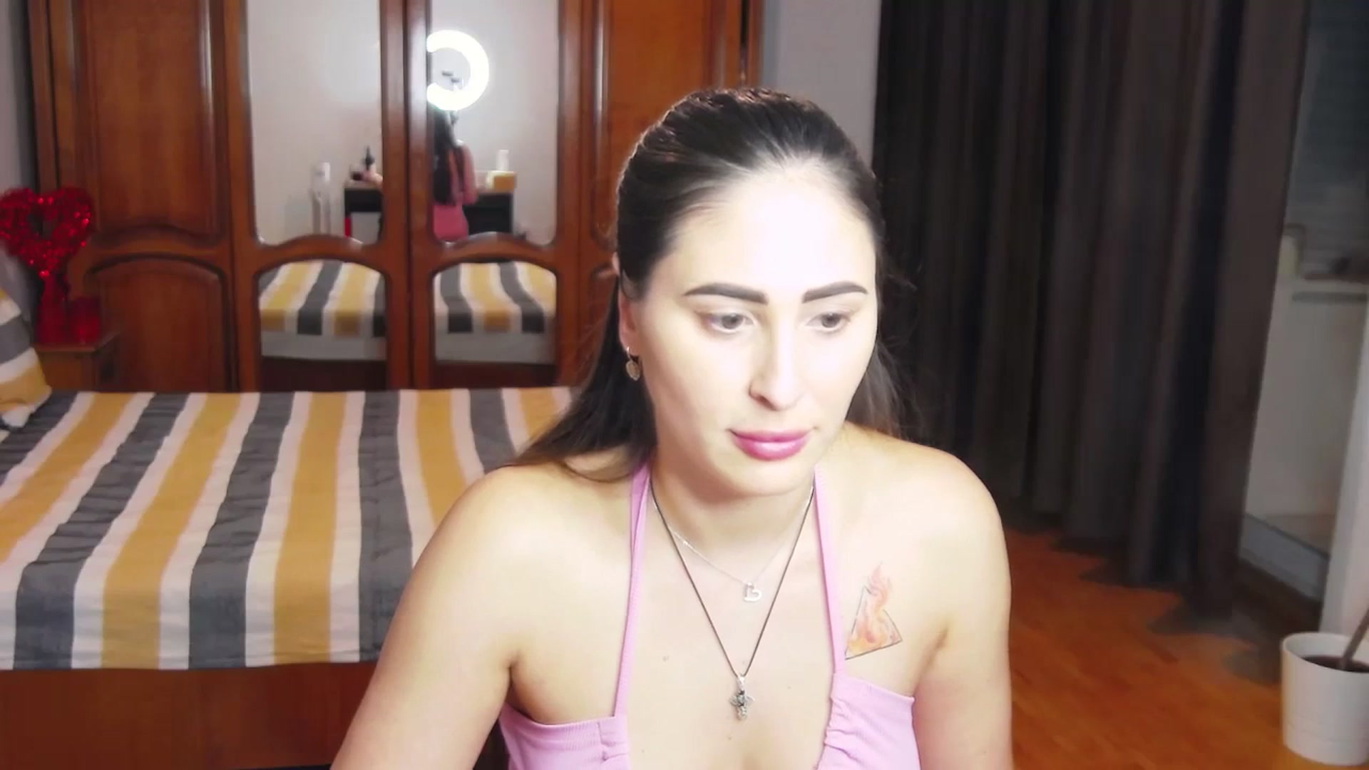 Gallery image thumbnail from MaraHari's myfreecams stream on, 02/25/2024, 21:12 image 3 of 20