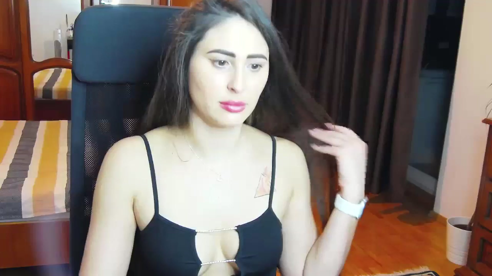 Gallery image thumbnail from MaraHari's myfreecams stream on, 03/01/2024, 20:46 image 12 of 20