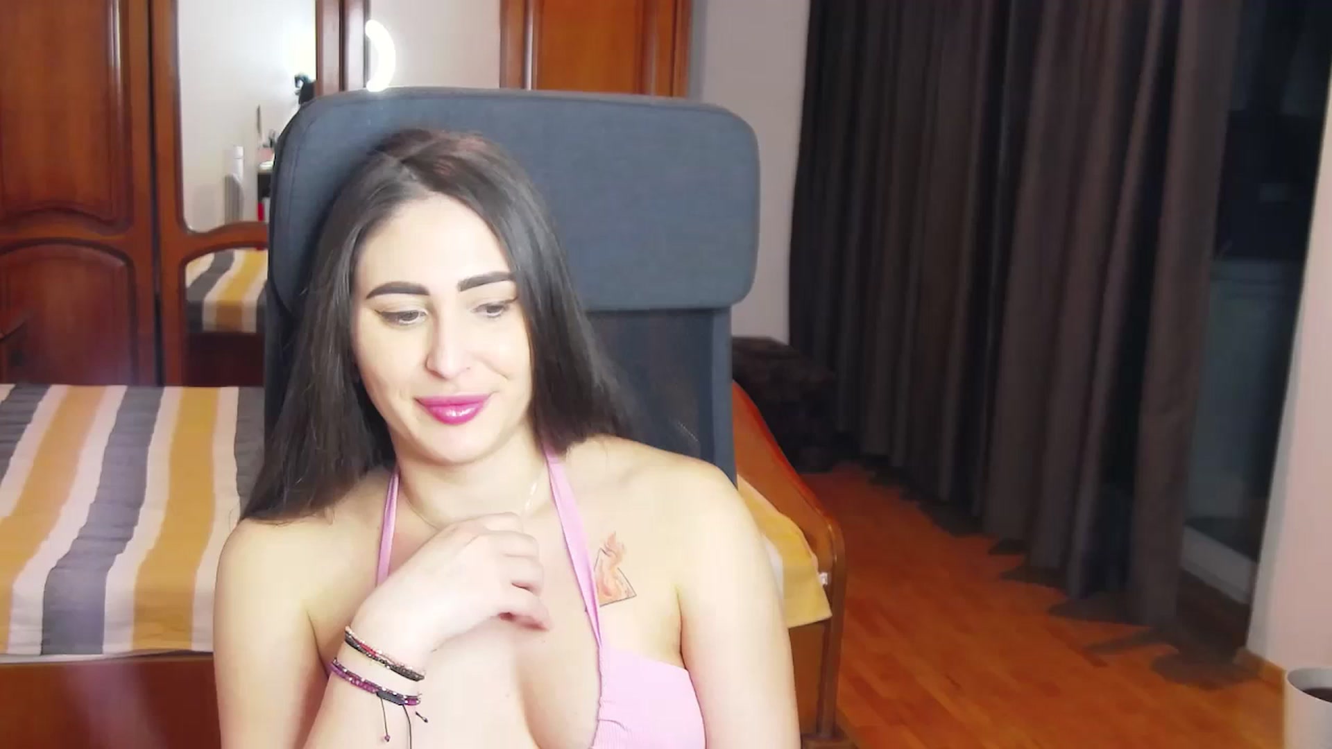 Gallery image thumbnail from MaraHari's myfreecams stream on, 03/02/2024, 20:55 image 1 of 20