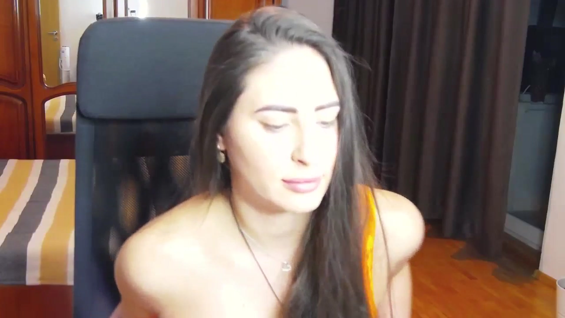 Gallery image thumbnail from MaraHari's myfreecams stream on, 03/09/2024, 17:53 image 10 of 20