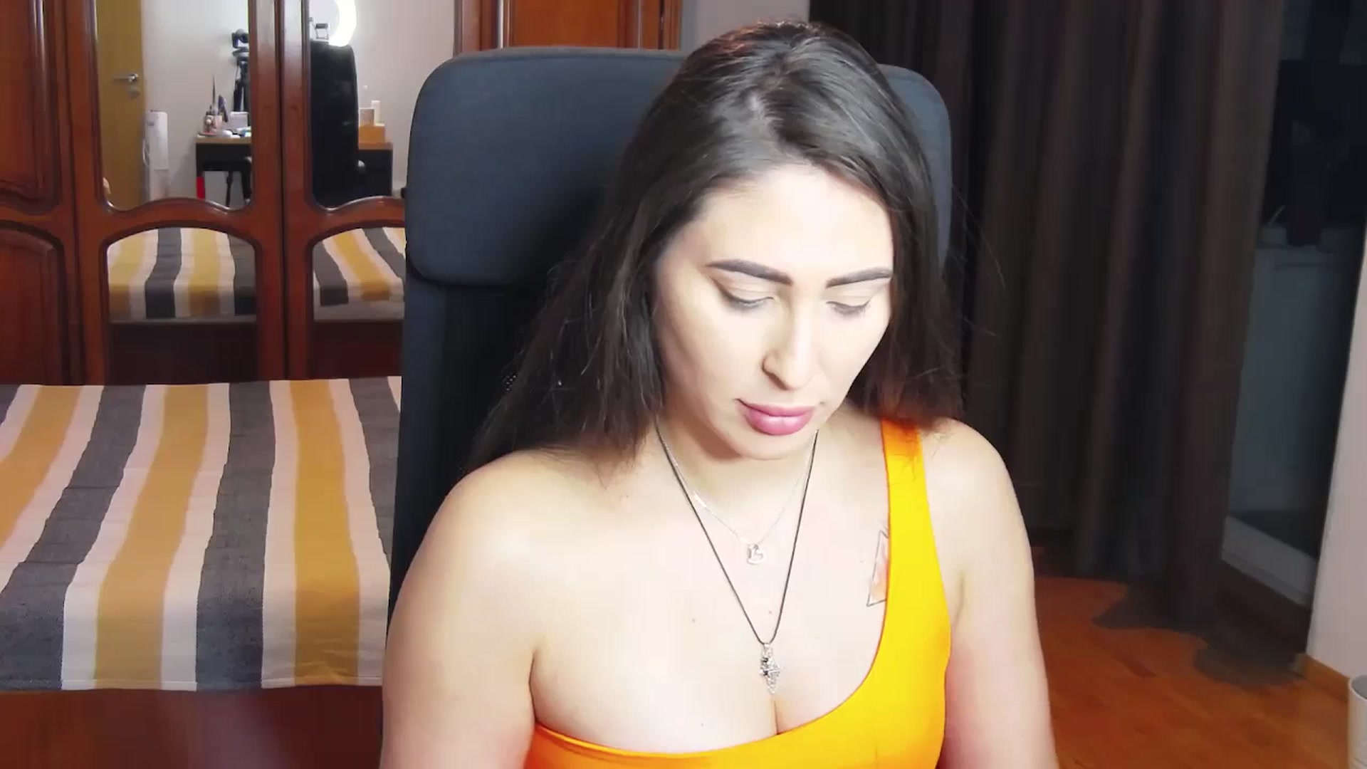 Gallery image thumbnail from MaraHari's myfreecams stream on, 03/09/2024, 20:53 image 3 of 20