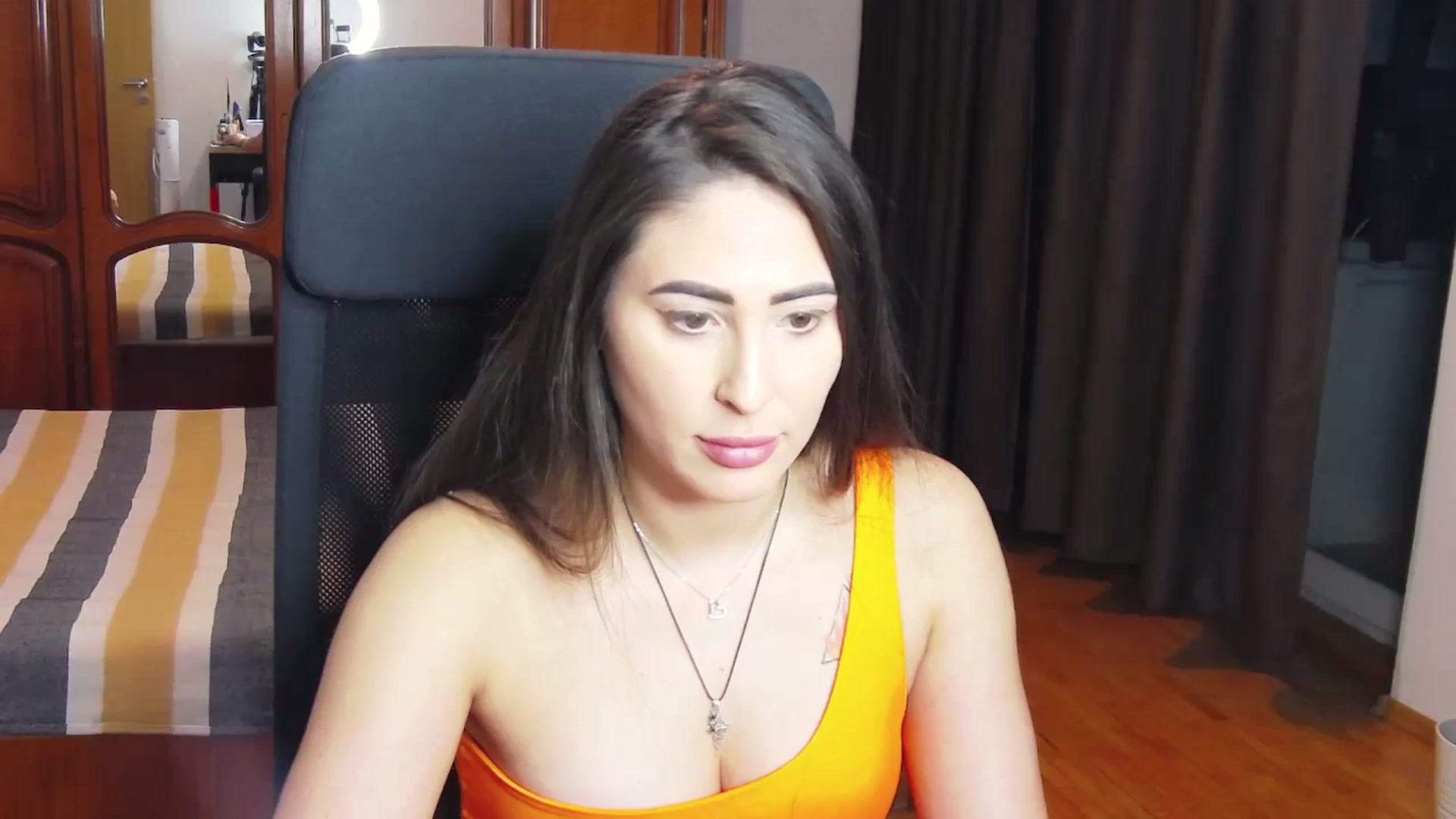 Gallery image thumbnail from MaraHari's myfreecams stream on, 03/09/2024, 20:53 image 4 of 20