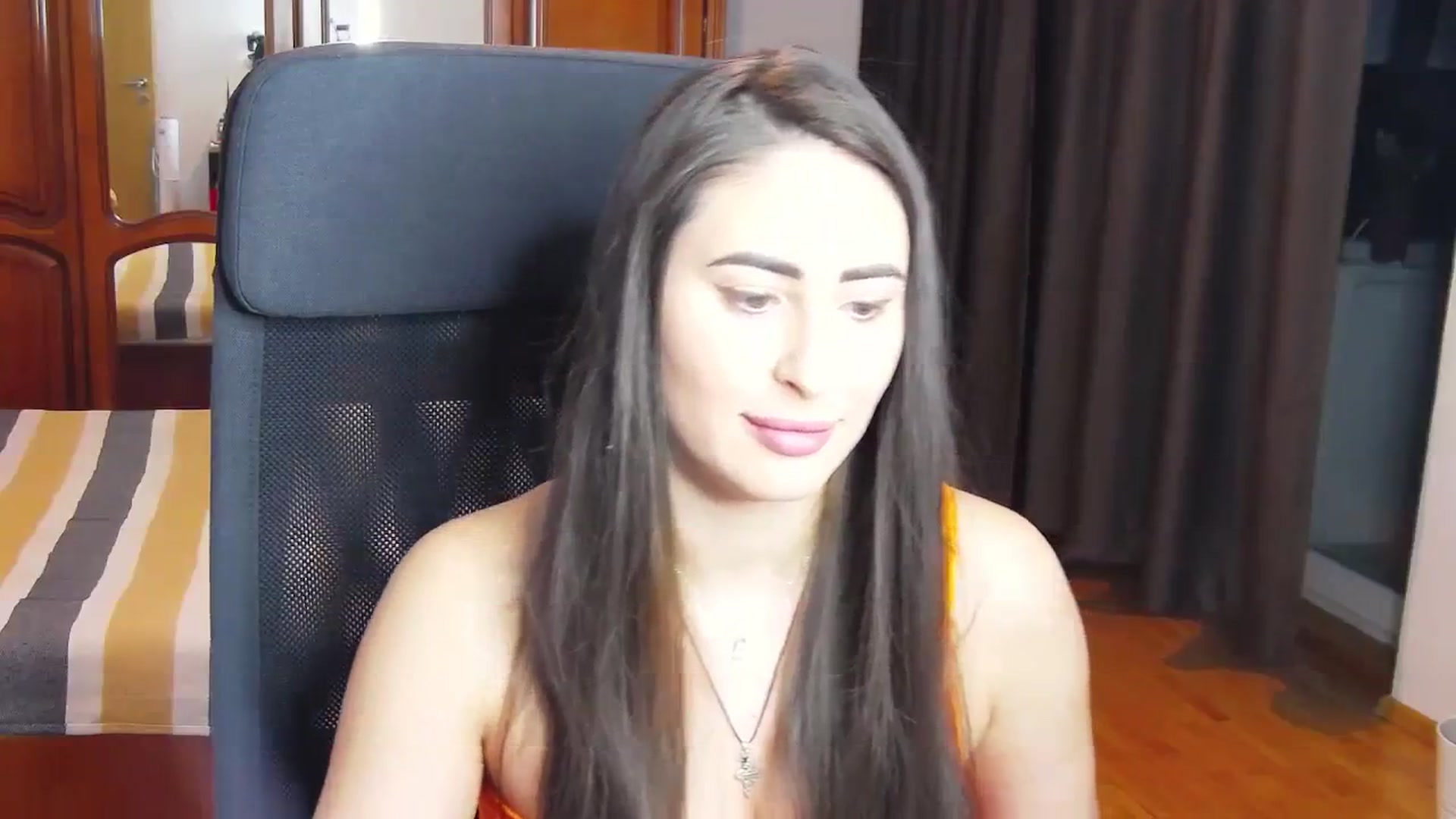 Gallery image thumbnail from MaraHari's myfreecams stream on, 03/09/2024, 20:53 image 2 of 20
