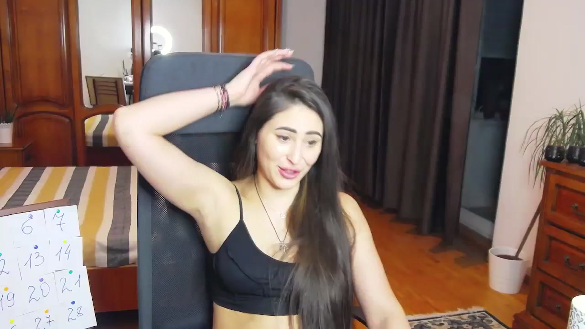 Gallery image thumbnail from MaraHari's myfreecams stream on, 03/15/2024, 18:13 image 12 of 20