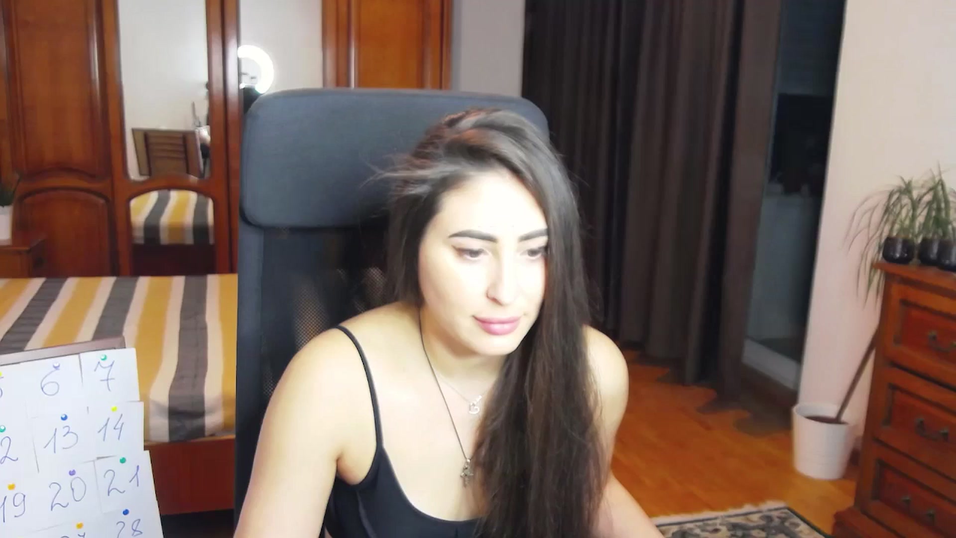 Gallery image thumbnail from MaraHari's myfreecams stream on, 03/15/2024, 18:13 image 5 of 20