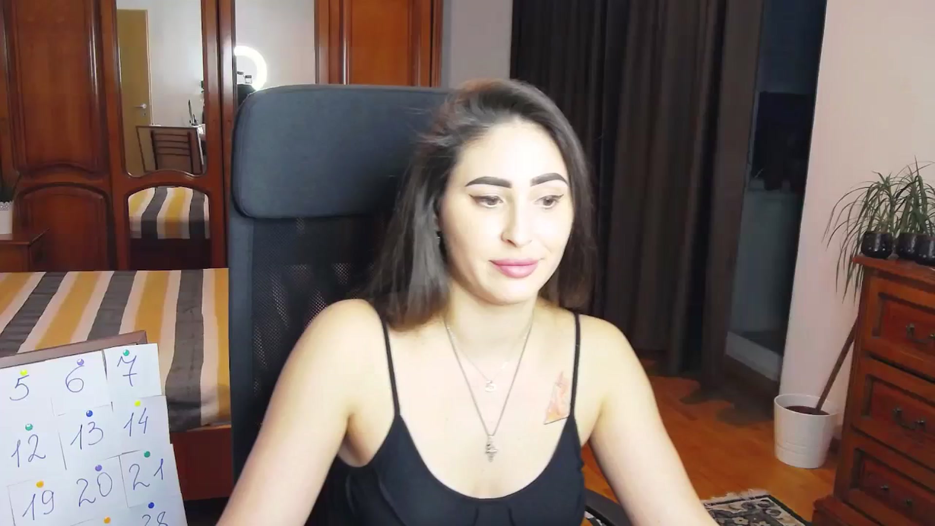 Gallery image thumbnail from MaraHari's myfreecams stream on, 03/15/2024, 18:13 image 2 of 20
