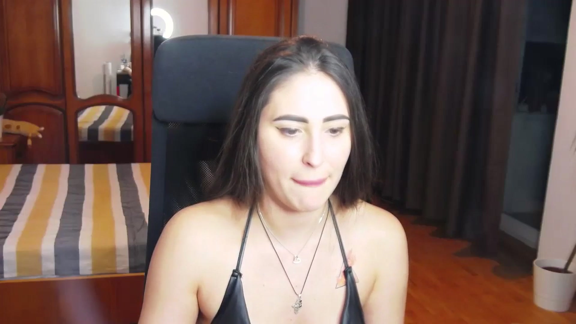 Gallery image thumbnail from MaraHari's myfreecams stream on, 03/16/2024, 20:41 image 13 of 20