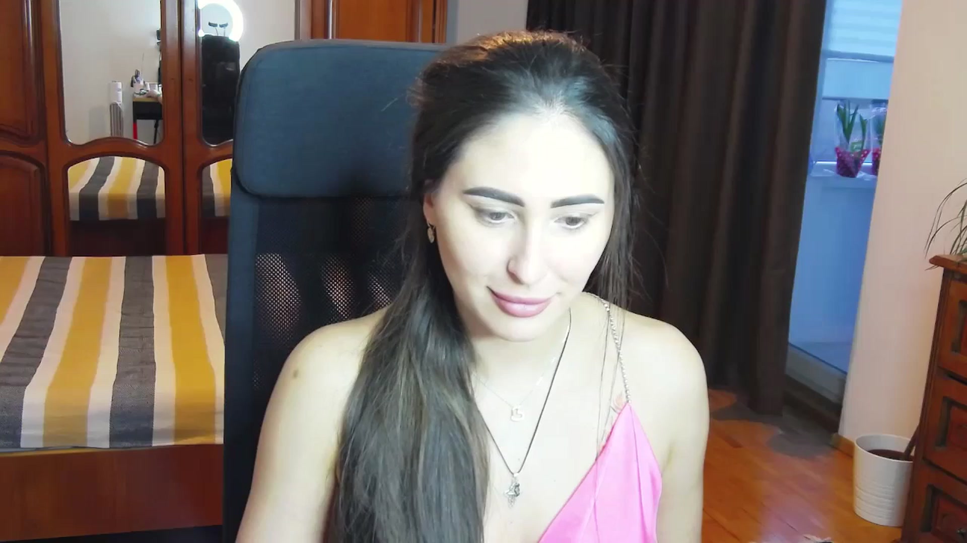Gallery image thumbnail from MaraHari's myfreecams stream on, 03/23/2024, 16:37 image 1 of 20