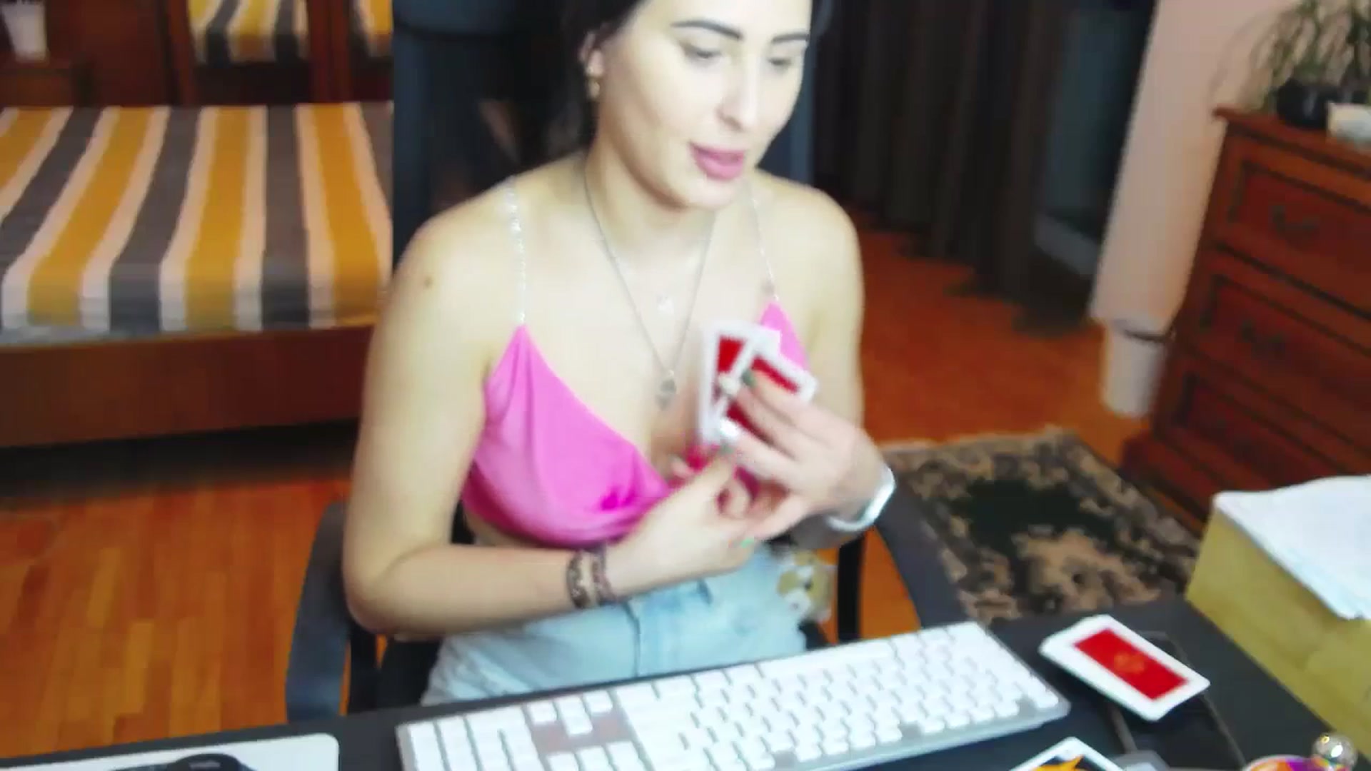 Gallery image thumbnail from MaraHari's myfreecams stream on, 03/23/2024, 18:44 image 18 of 20