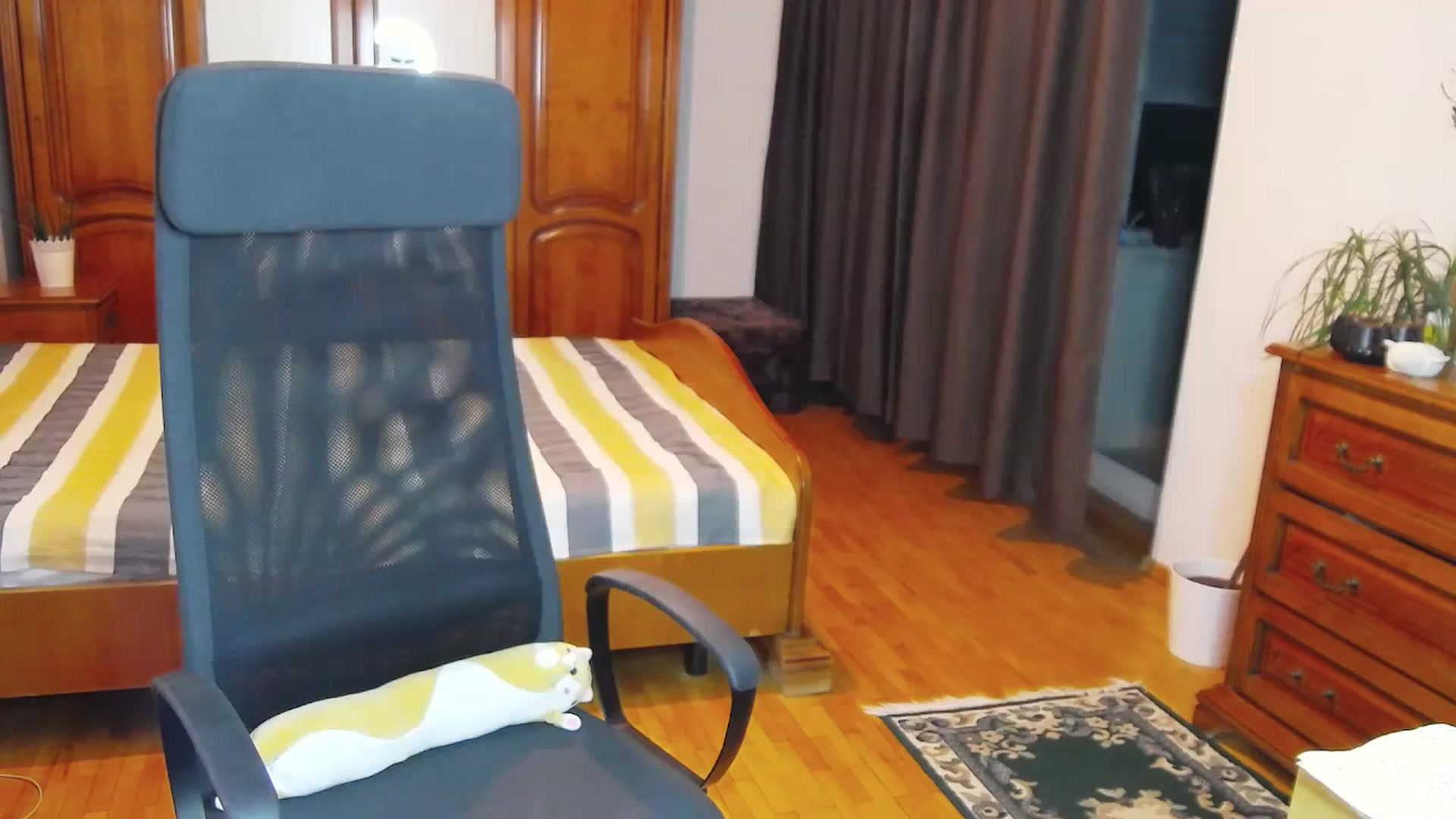 Gallery image thumbnail from MaraHari's myfreecams stream on, 03/23/2024, 19:53 image 4 of 20
