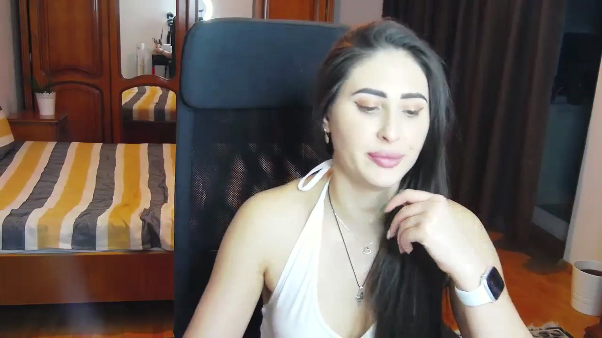 Gallery image thumbnail from MaraHari's myfreecams stream on, 03/30/2024, 18:30 image 3 of 20