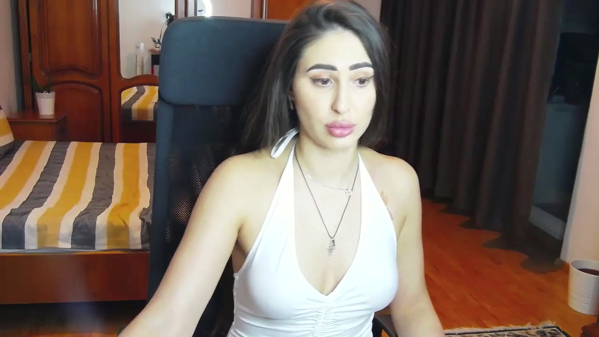 Gallery image thumbnail from MaraHari's myfreecams stream on, 03/30/2024, 18:30 image 9 of 20
