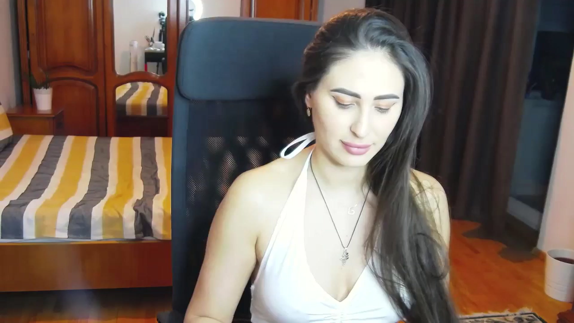 Gallery image thumbnail from MaraHari's myfreecams stream on, 03/30/2024, 18:30 image 2 of 20