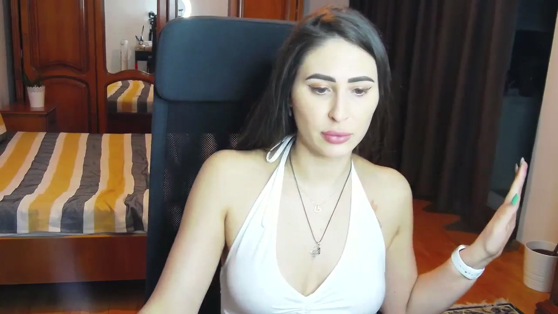 Gallery image thumbnail from MaraHari's myfreecams stream on, 03/30/2024, 19:43 image 20 of 20