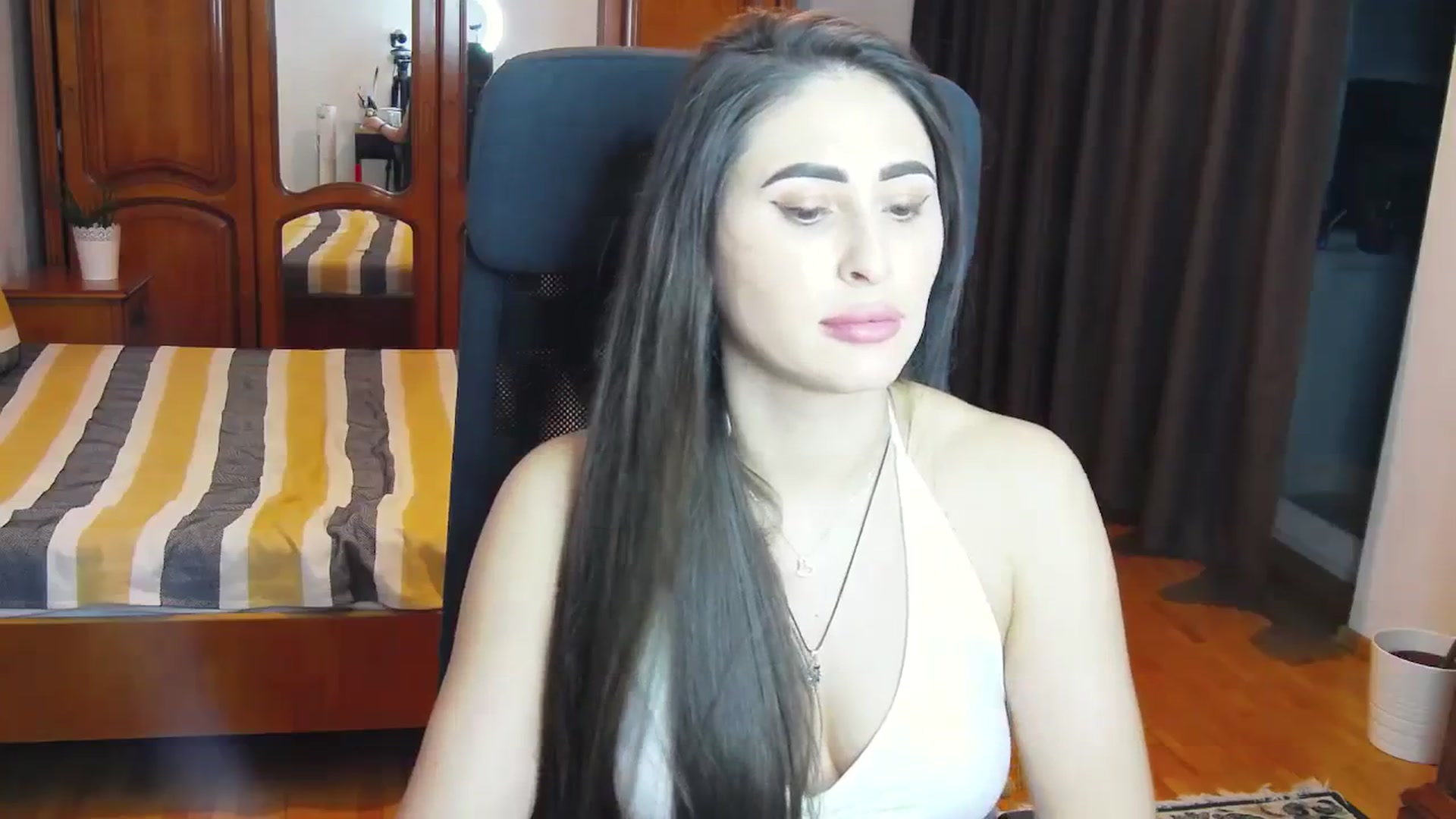 Gallery image thumbnail from MaraHari's myfreecams stream on, 03/30/2024, 20:53 image 19 of 20