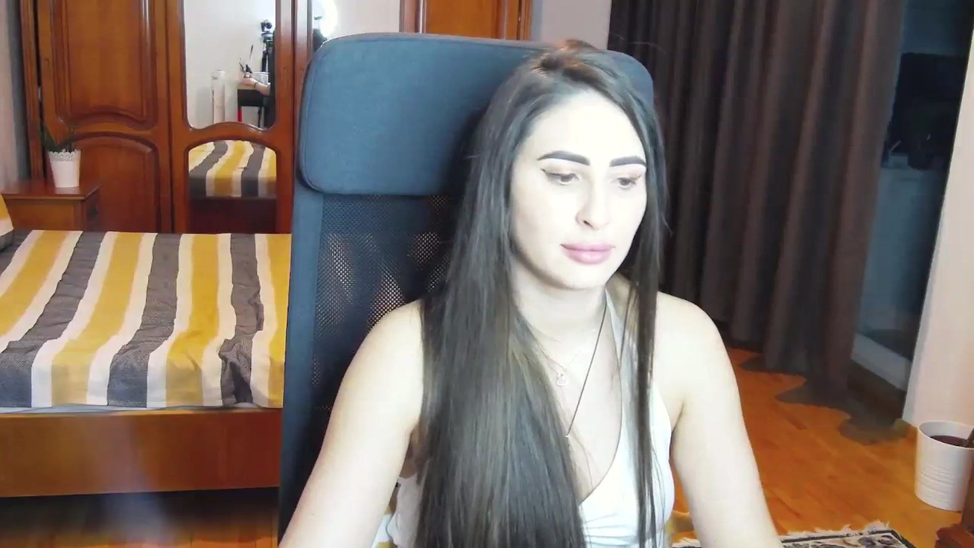 Gallery image thumbnail from MaraHari's myfreecams stream on, 03/30/2024, 20:53 image 8 of 20