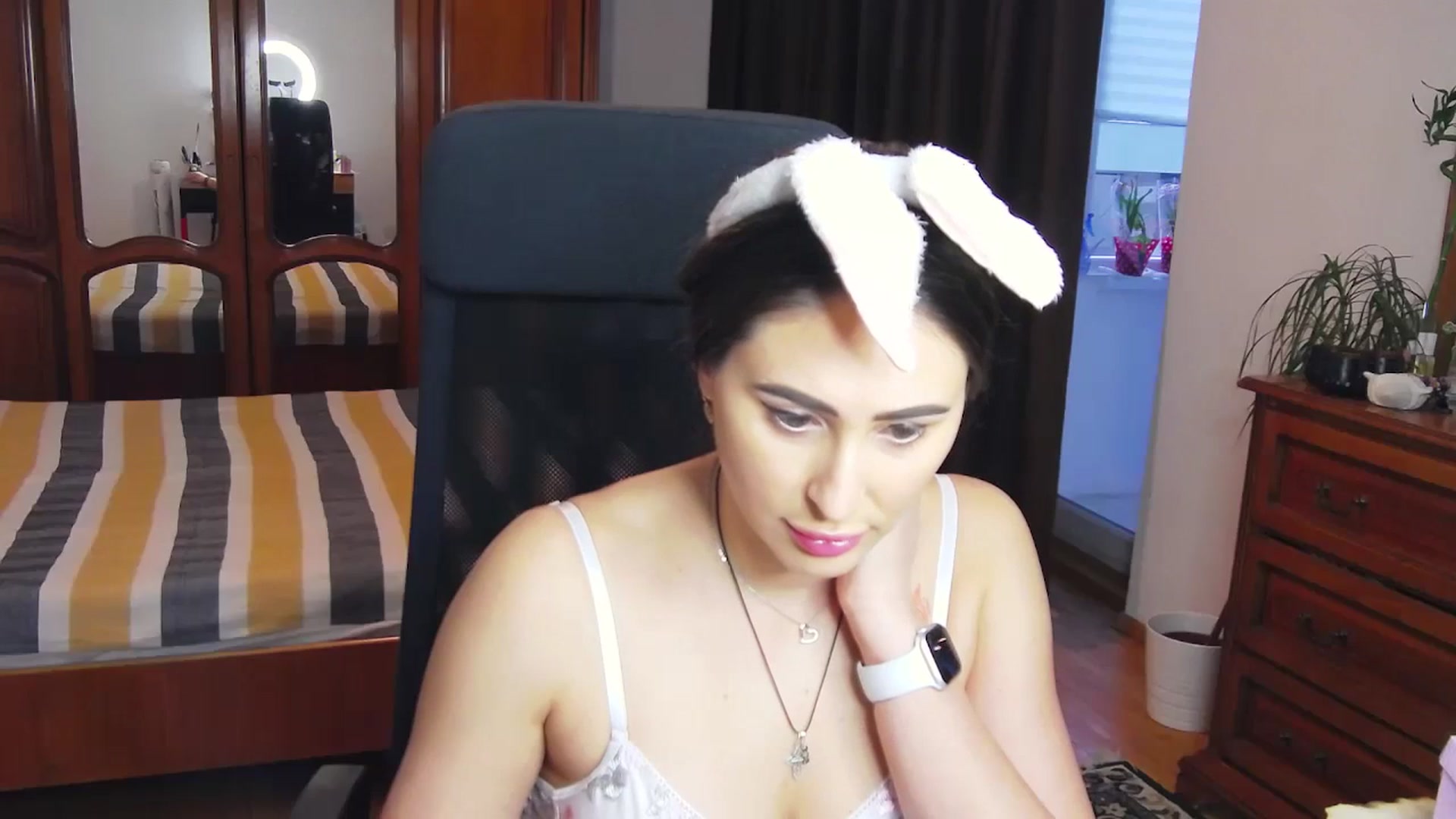 Gallery image thumbnail from MaraHari's myfreecams stream on, 03/31/2024, 16:20 image 20 of 20