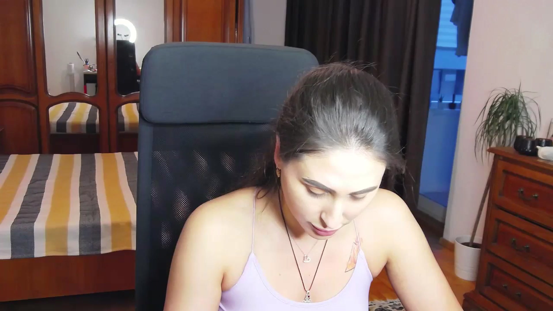 Gallery image thumbnail from MaraHari's myfreecams stream on, 04/05/2024, 17:06 image 2 of 20