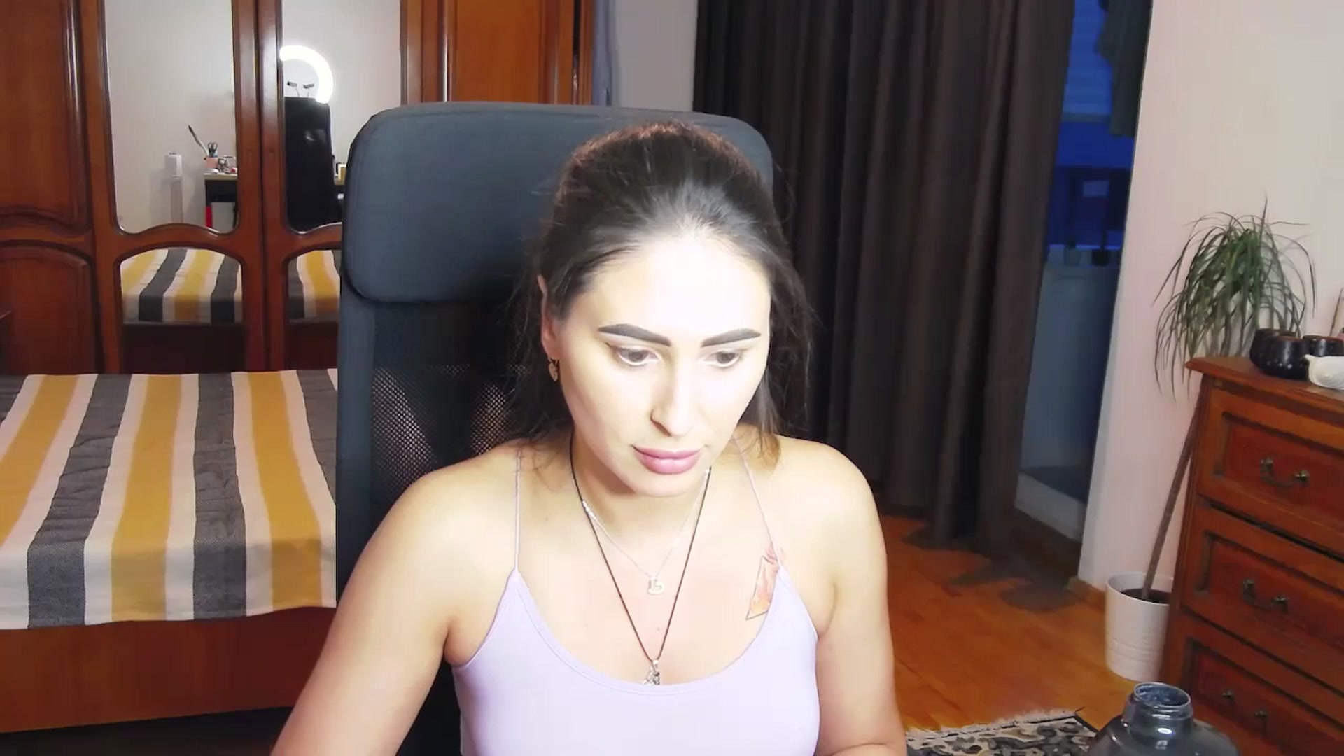 Gallery image thumbnail from MaraHari's myfreecams stream on, 04/05/2024, 17:06 image 14 of 20