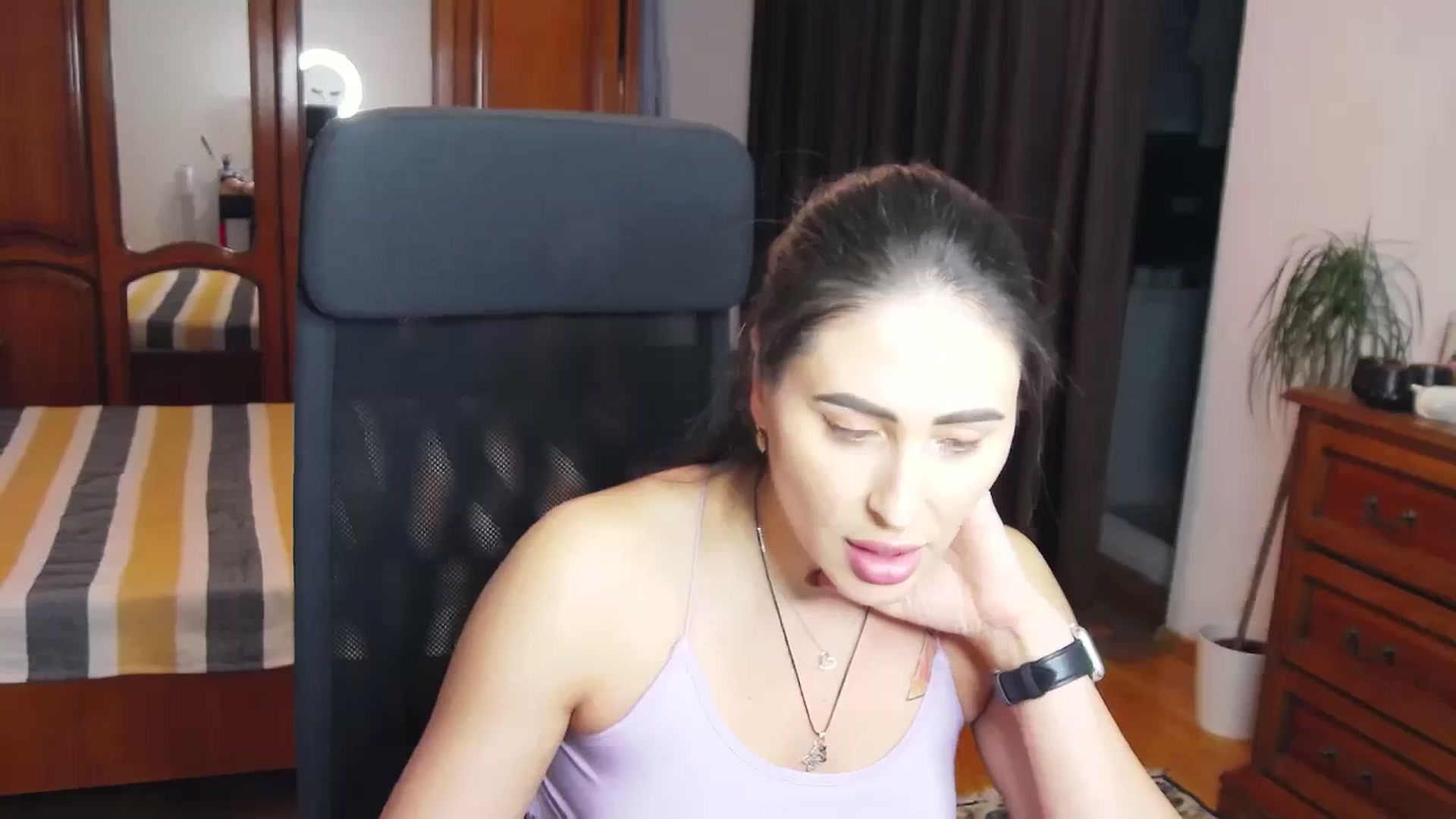 Gallery image thumbnail from MaraHari's myfreecams stream on, 04/05/2024, 20:03 image 7 of 20