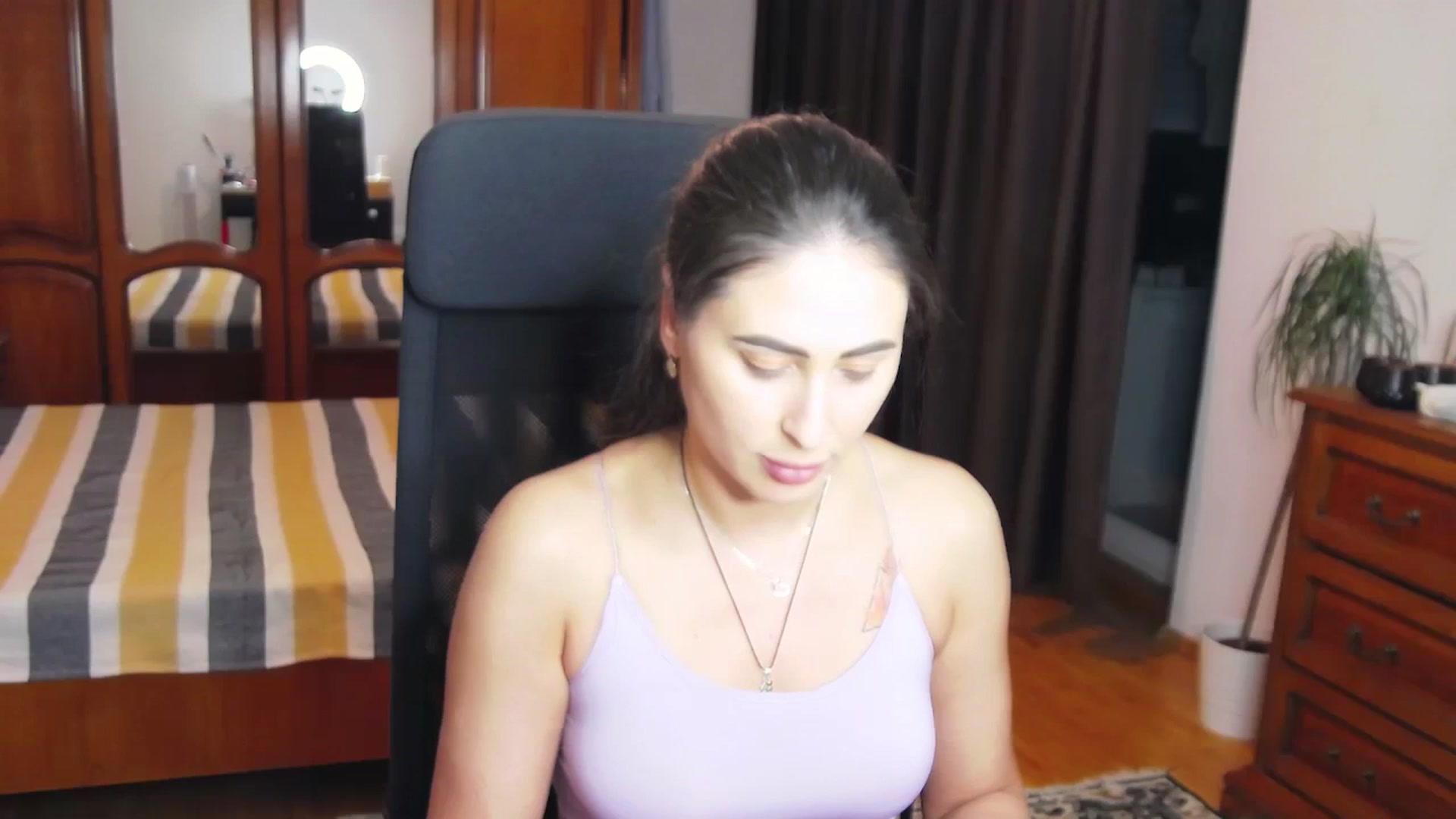 Gallery image thumbnail from MaraHari's myfreecams stream on, 04/05/2024, 20:03 image 10 of 20