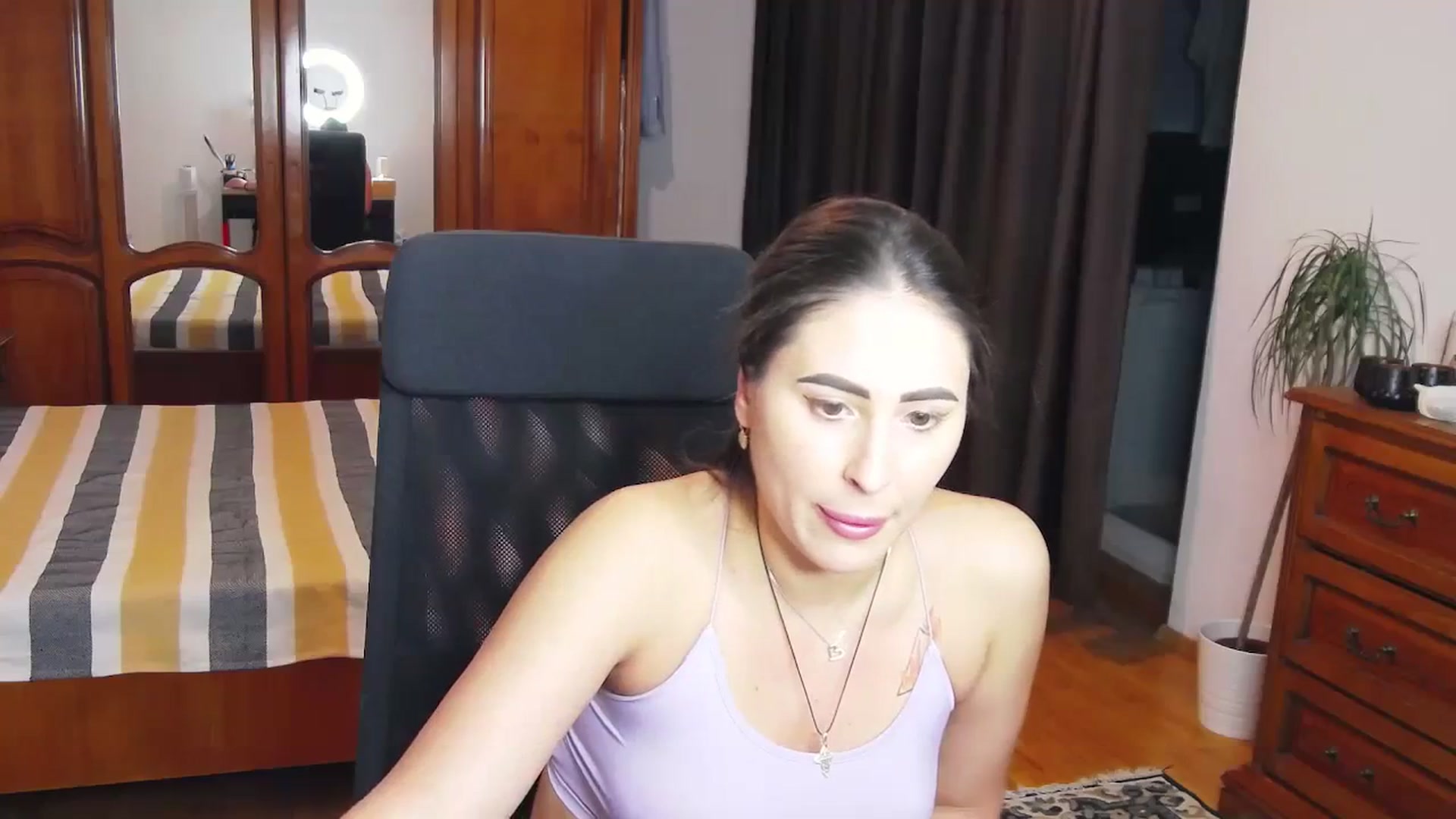 Gallery image thumbnail from MaraHari's myfreecams stream on, 04/05/2024, 20:03 image 14 of 20
