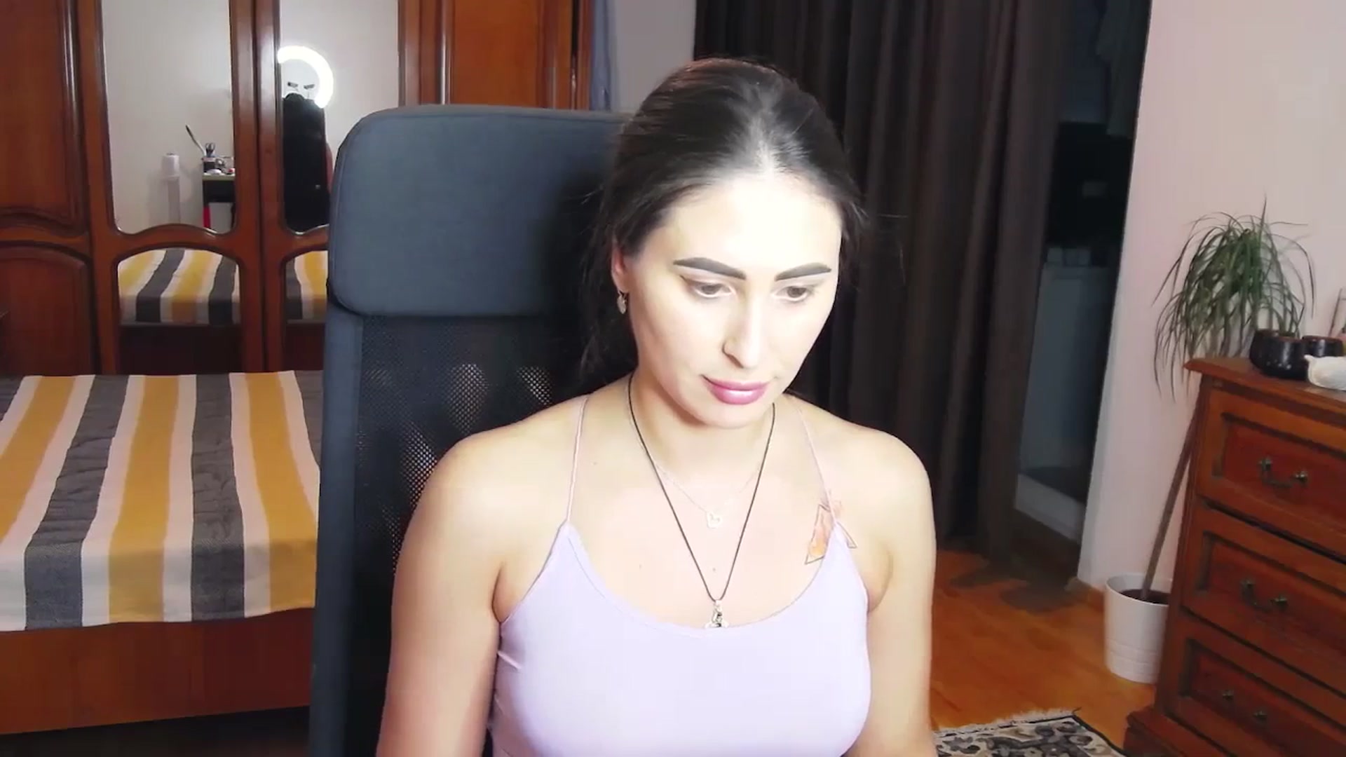 Gallery image thumbnail from MaraHari's myfreecams stream on, 04/05/2024, 20:03 image 16 of 20