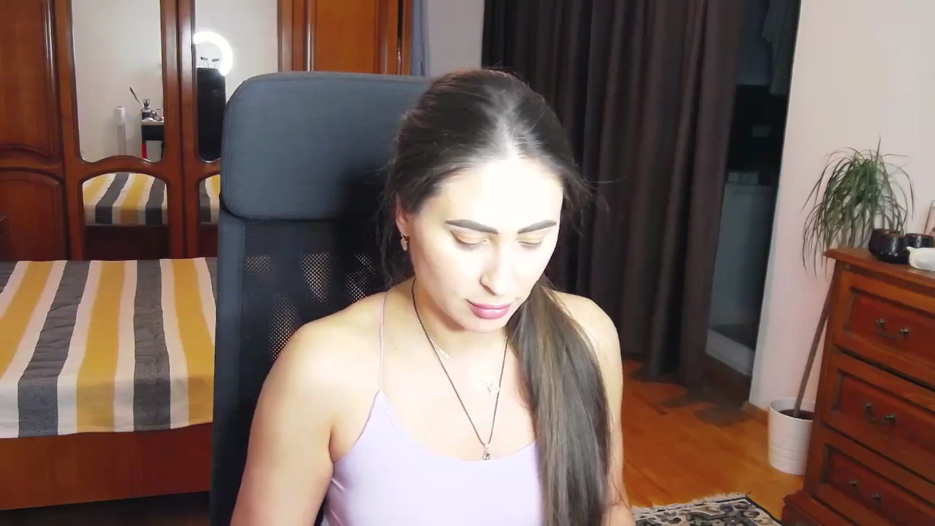 Gallery image thumbnail from MaraHari's myfreecams stream on, 04/05/2024, 20:03 image 18 of 20