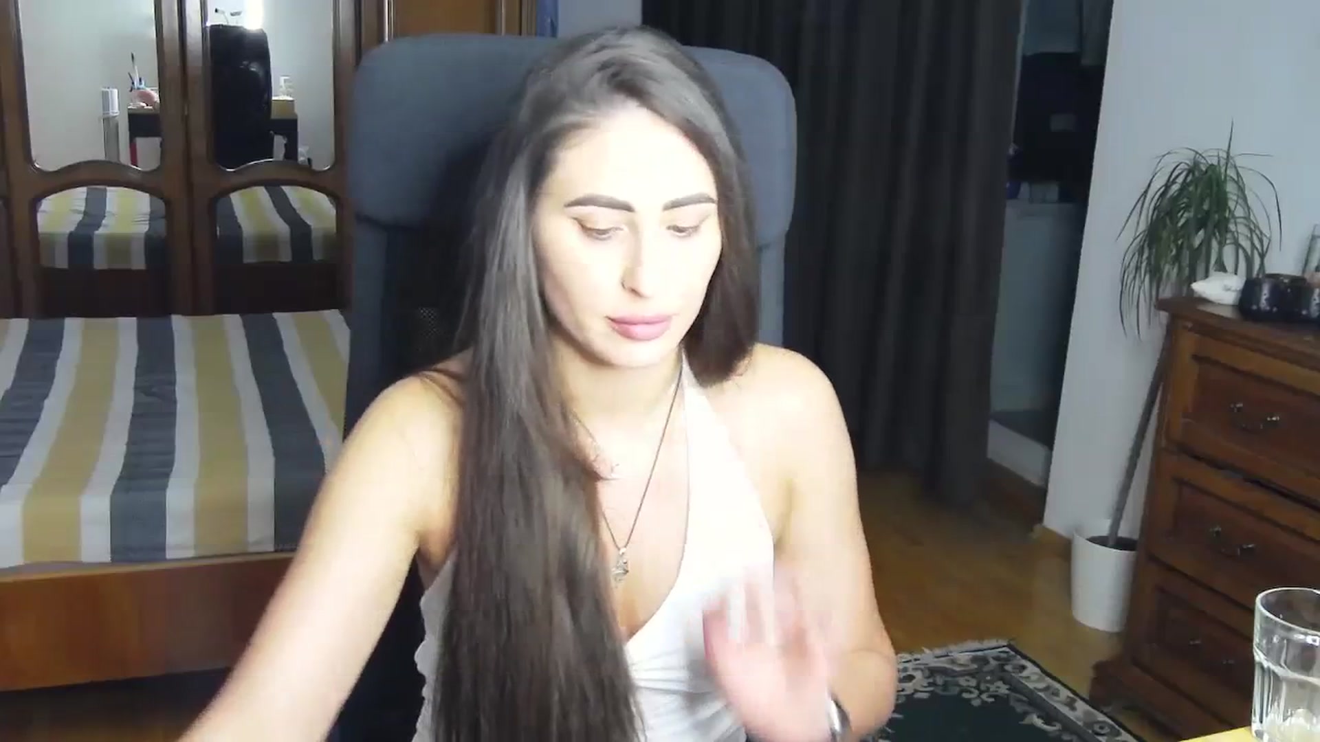 Gallery image thumbnail from MaraHari's myfreecams stream on, 04/06/2024, 19:06 image 20 of 20