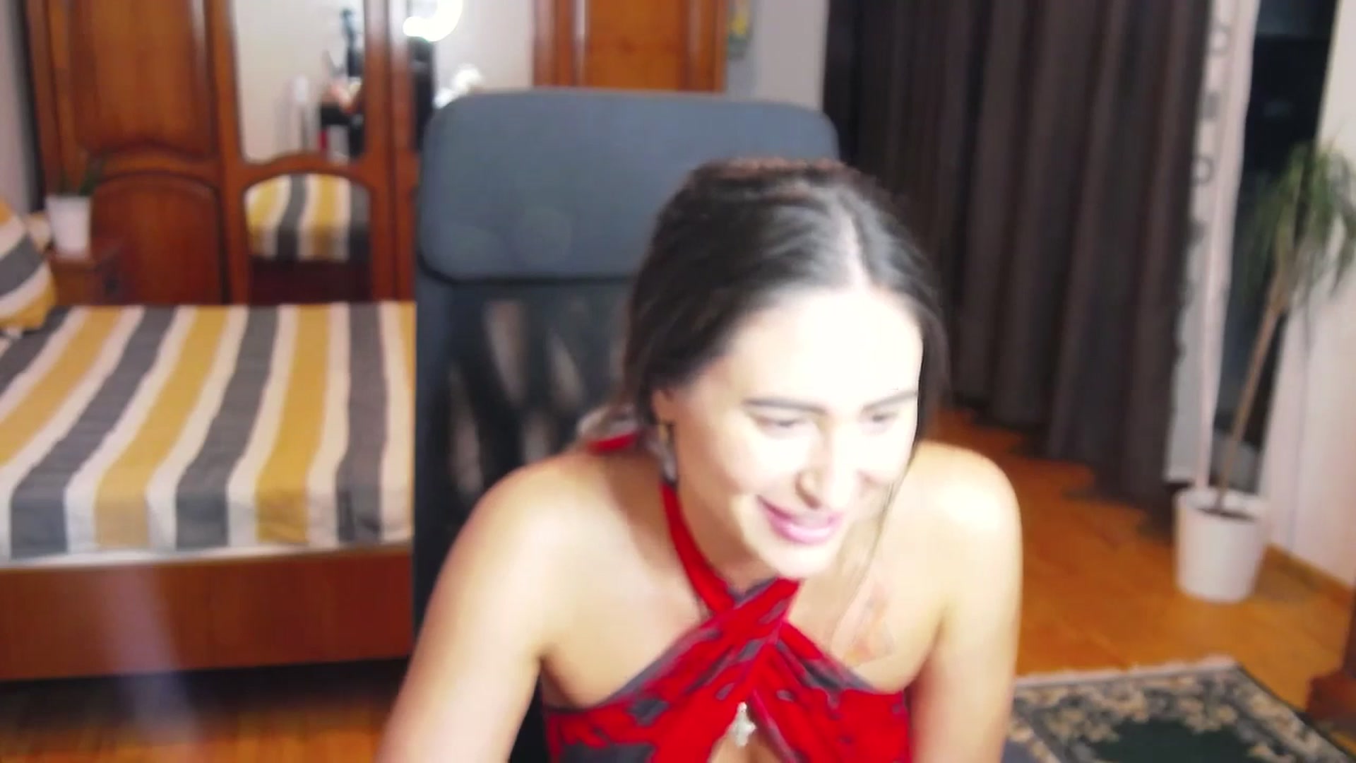 Gallery image thumbnail from MaraHari's myfreecams stream on, 04/26/2024, 19:45 image 16 of 20