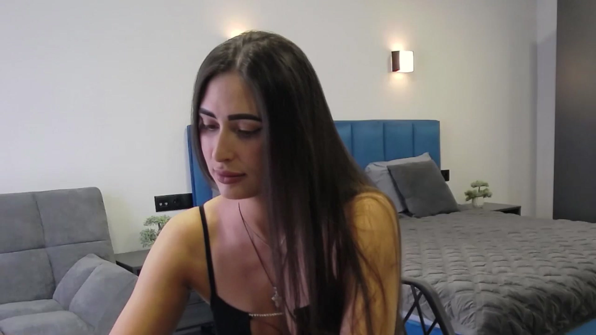 Gallery image thumbnail from MaraHari's myfreecams stream on, 05/11/2024, 15:44 image 8 of 20