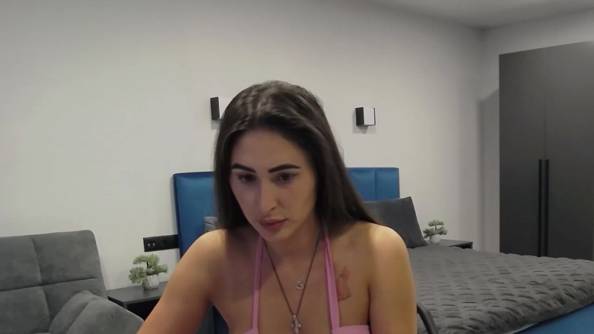 Gallery image thumbnail from MaraHari's myfreecams stream on, 05/12/2024, 16:56 image 1 of 20