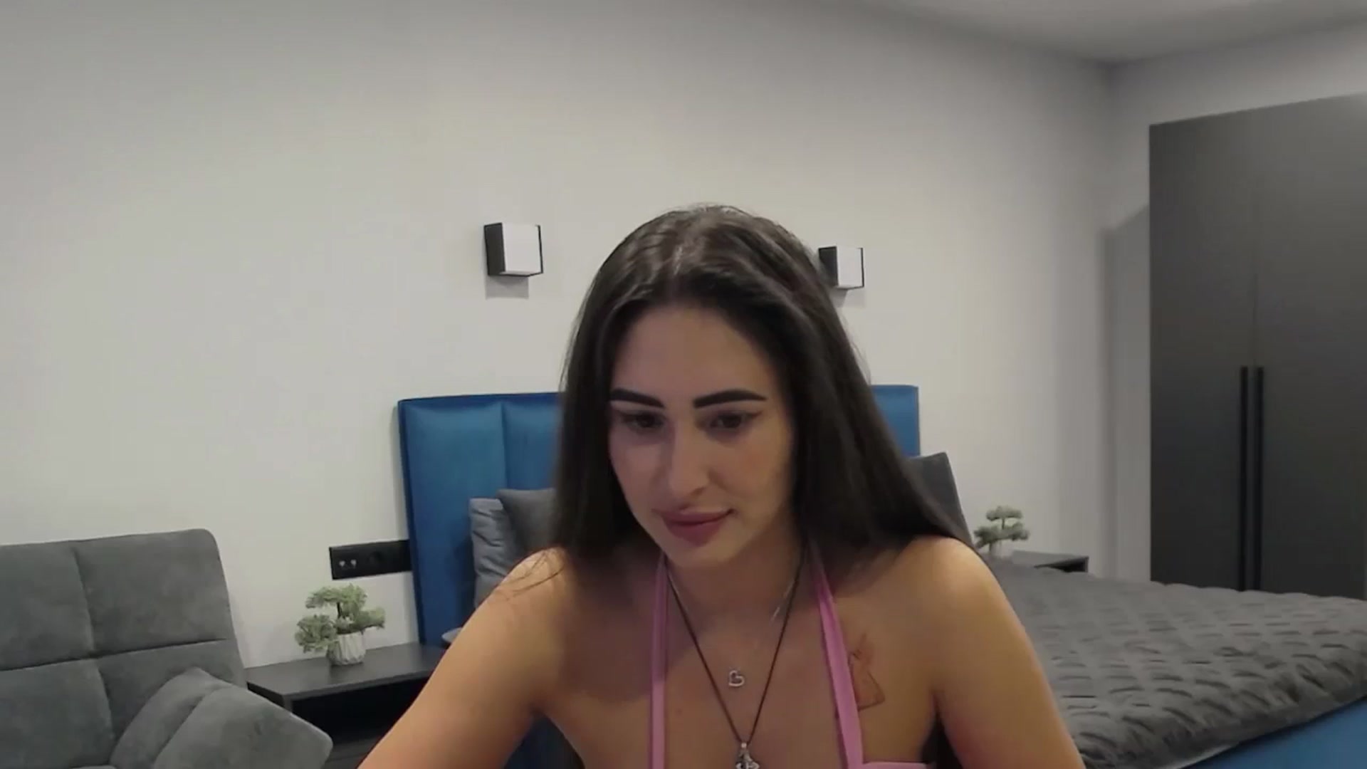 Gallery image thumbnail from MaraHari's myfreecams stream on, 05/12/2024, 16:56 image 4 of 20
