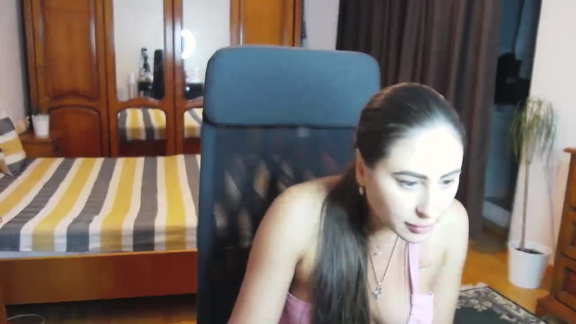 Gallery image thumbnail from MaraHari's myfreecams stream on, 05/31/2024, 19:58 image 10 of 20
