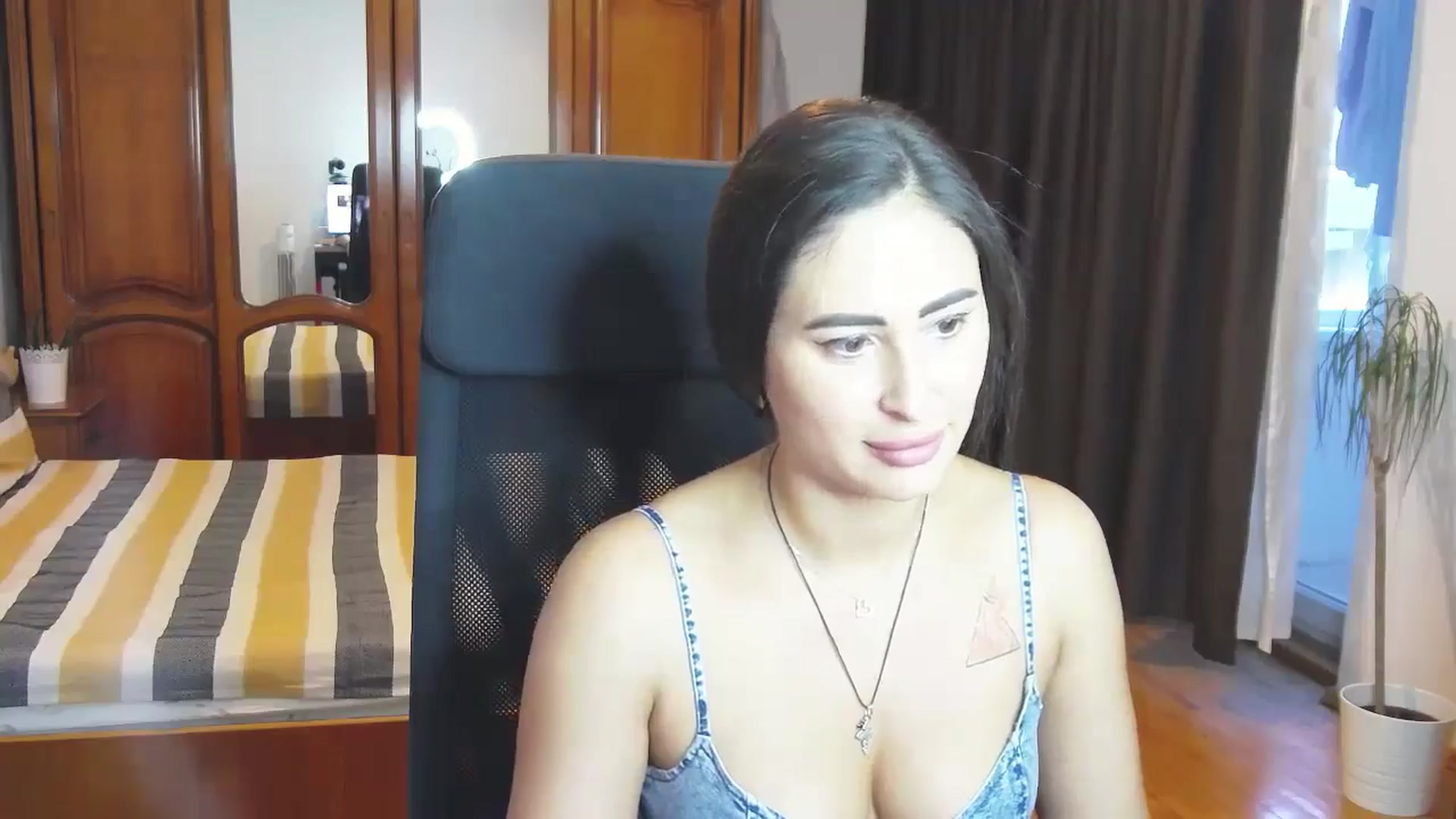 Gallery image thumbnail from MaraHari's myfreecams stream on, 06/02/2024, 18:07 image 3 of 20
