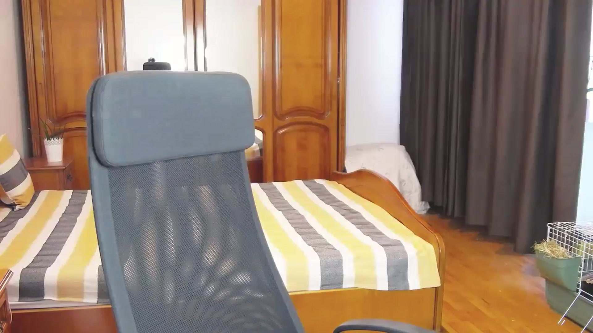 Gallery image thumbnail from MaraHari's myfreecams stream on, 06/21/2024, 19:31 image 2 of 20