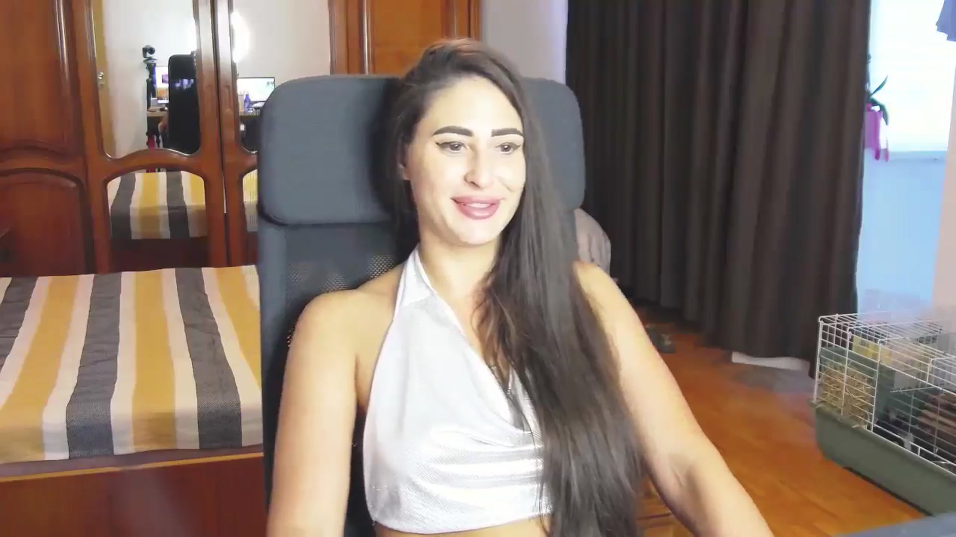 Gallery image thumbnail from MaraHari's myfreecams stream on, 06/28/2024, 17:15 image 17 of 20