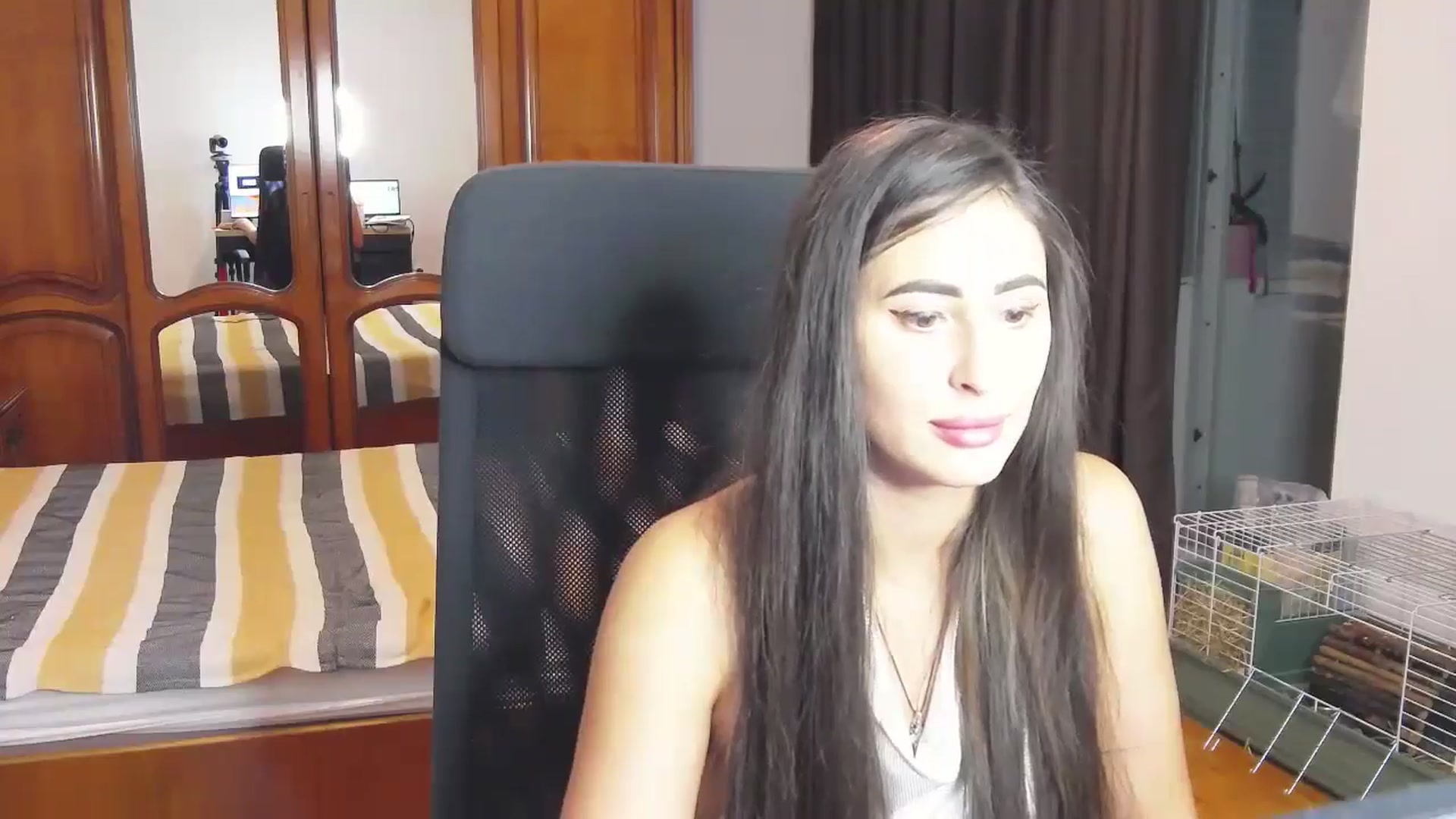Gallery image thumbnail from MaraHari's myfreecams stream on, 06/28/2024, 20:14 image 18 of 20