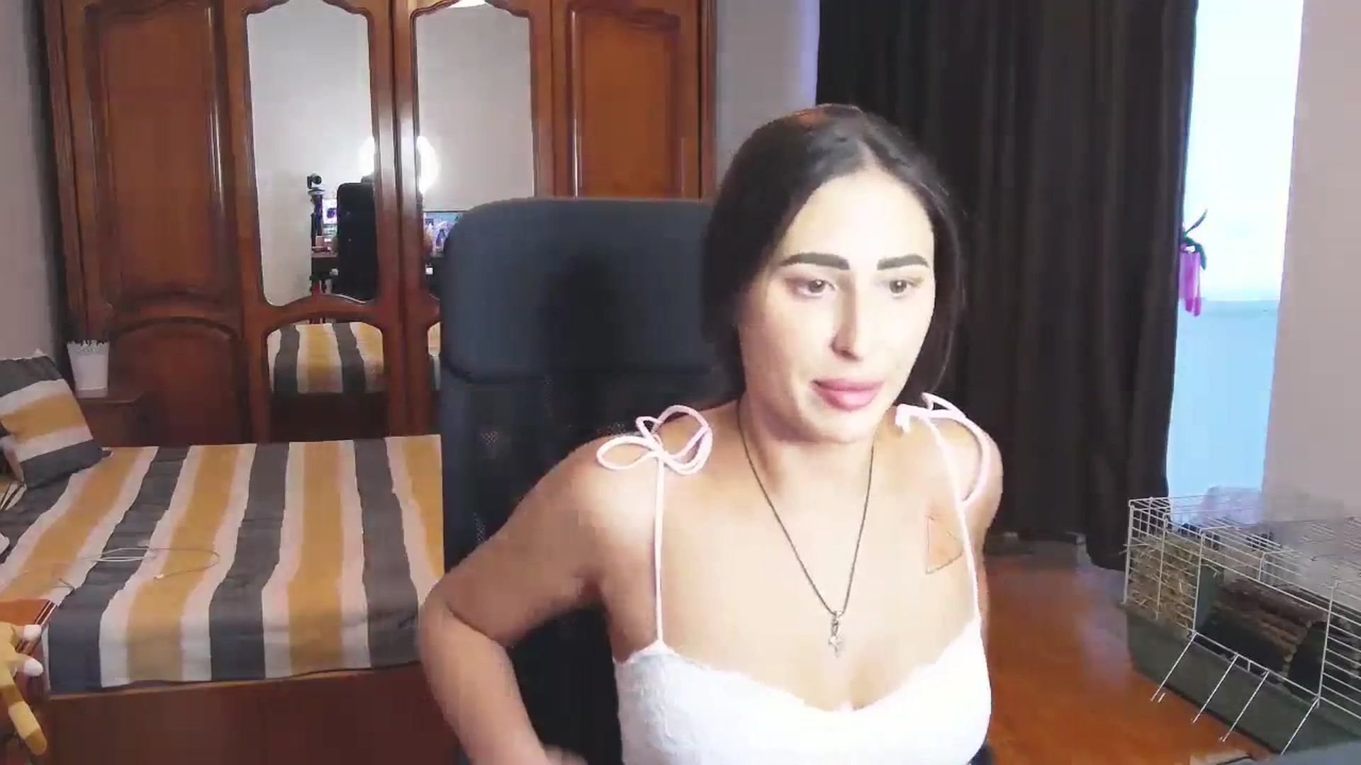 Gallery image thumbnail from MaraHari's myfreecams stream on, 06/30/2024, 19:29 image 2 of 20