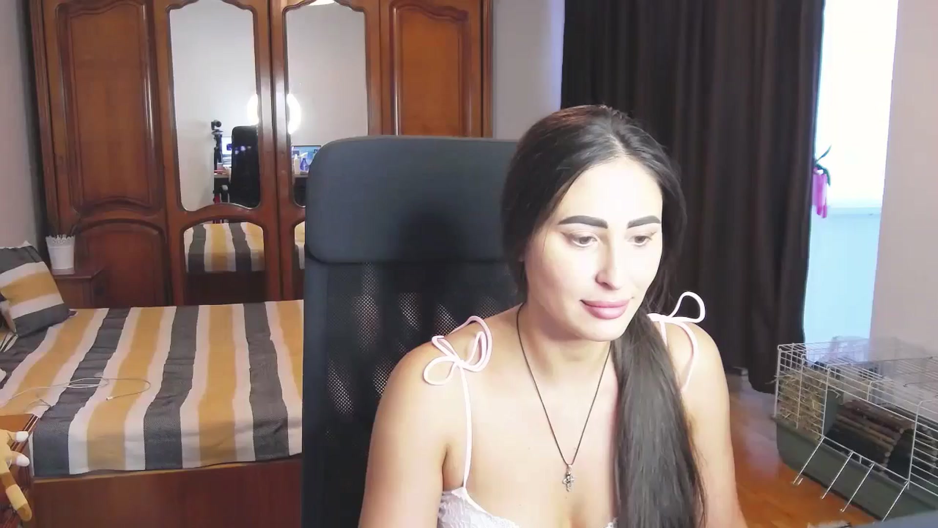 Gallery image thumbnail from MaraHari's myfreecams stream on, 06/30/2024, 19:29 image 1 of 20