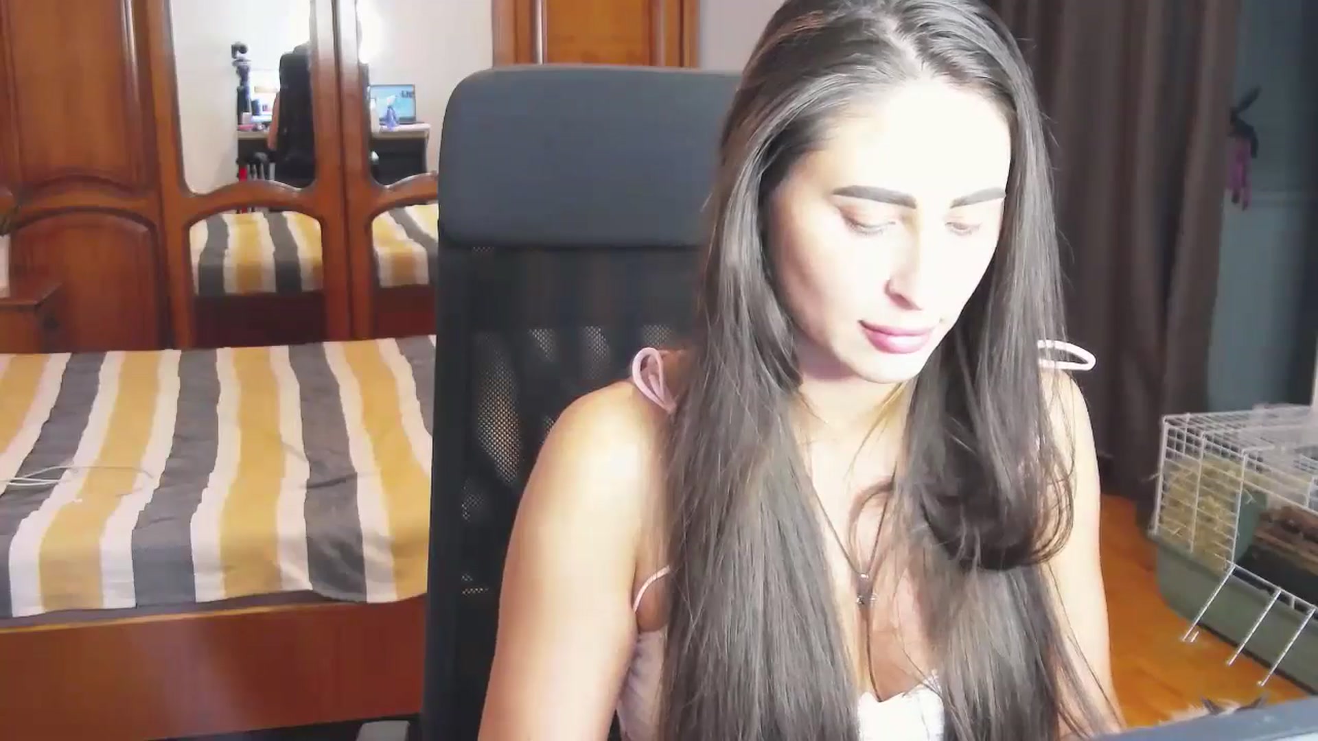 Gallery image thumbnail from MaraHari's myfreecams stream on, 06/30/2024, 20:45 image 14 of 20