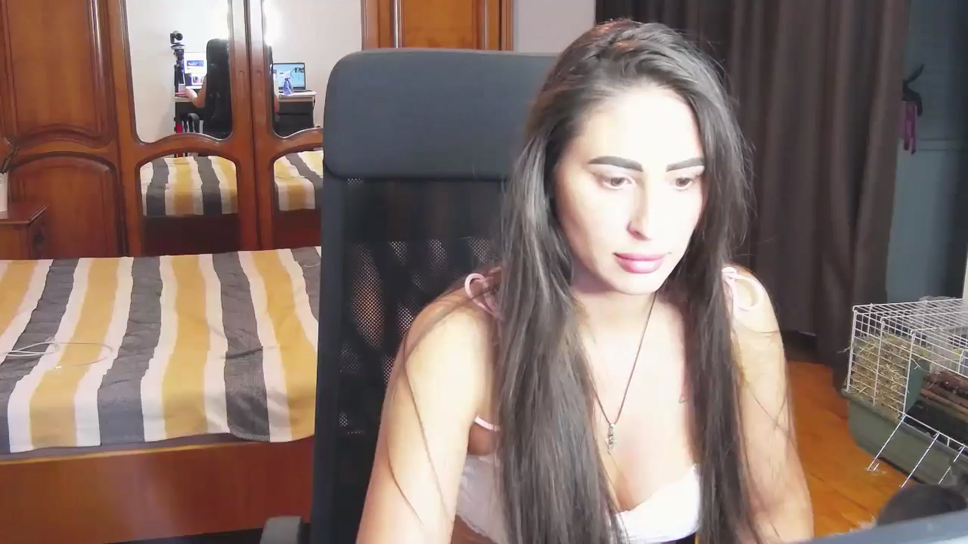 Gallery image thumbnail from MaraHari's myfreecams stream on, 06/30/2024, 20:45 image 1 of 20