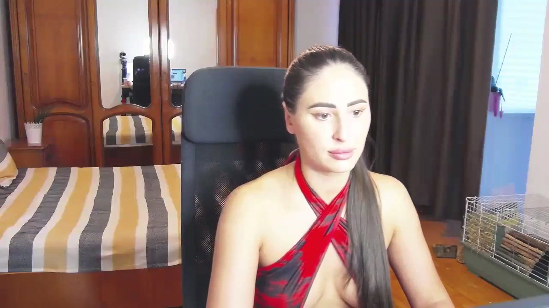 Gallery image thumbnail from MaraHari's myfreecams stream on, 07/05/2024, 18:41 image 8 of 20