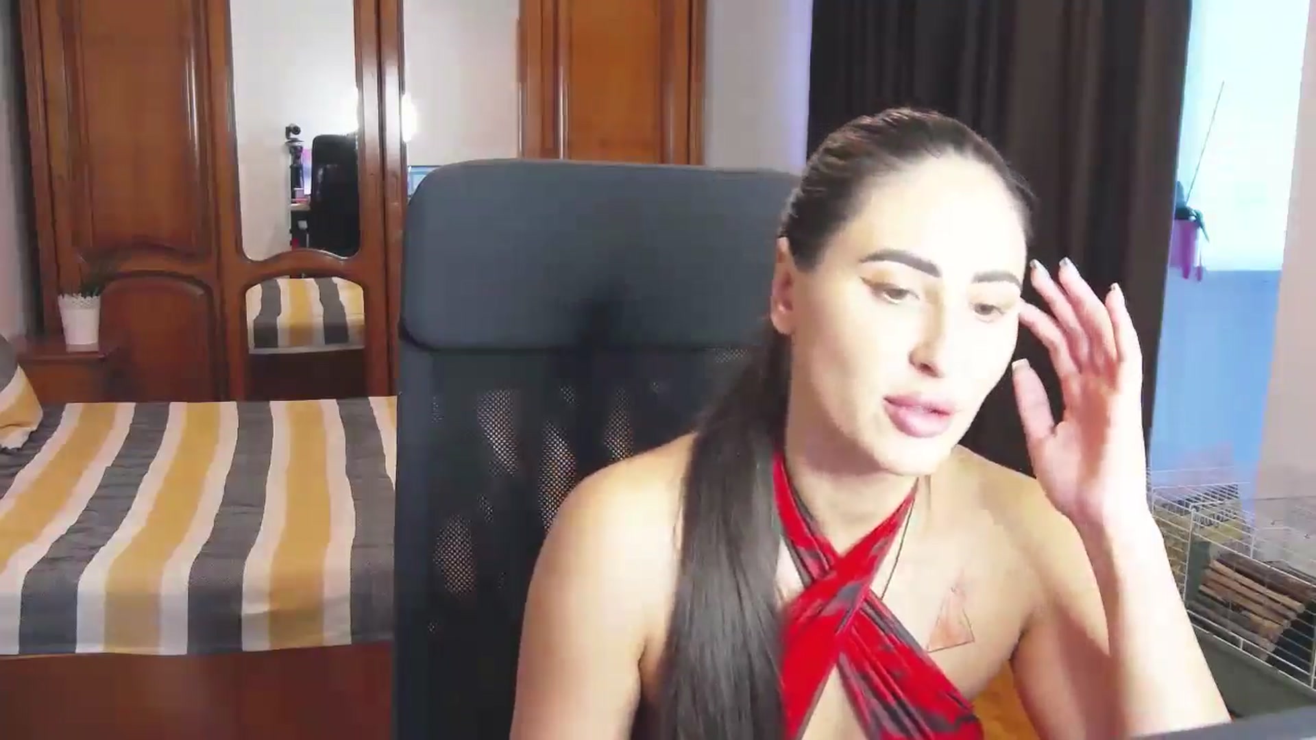 Gallery image thumbnail from MaraHari's myfreecams stream on, 07/05/2024, 18:41 image 2 of 20
