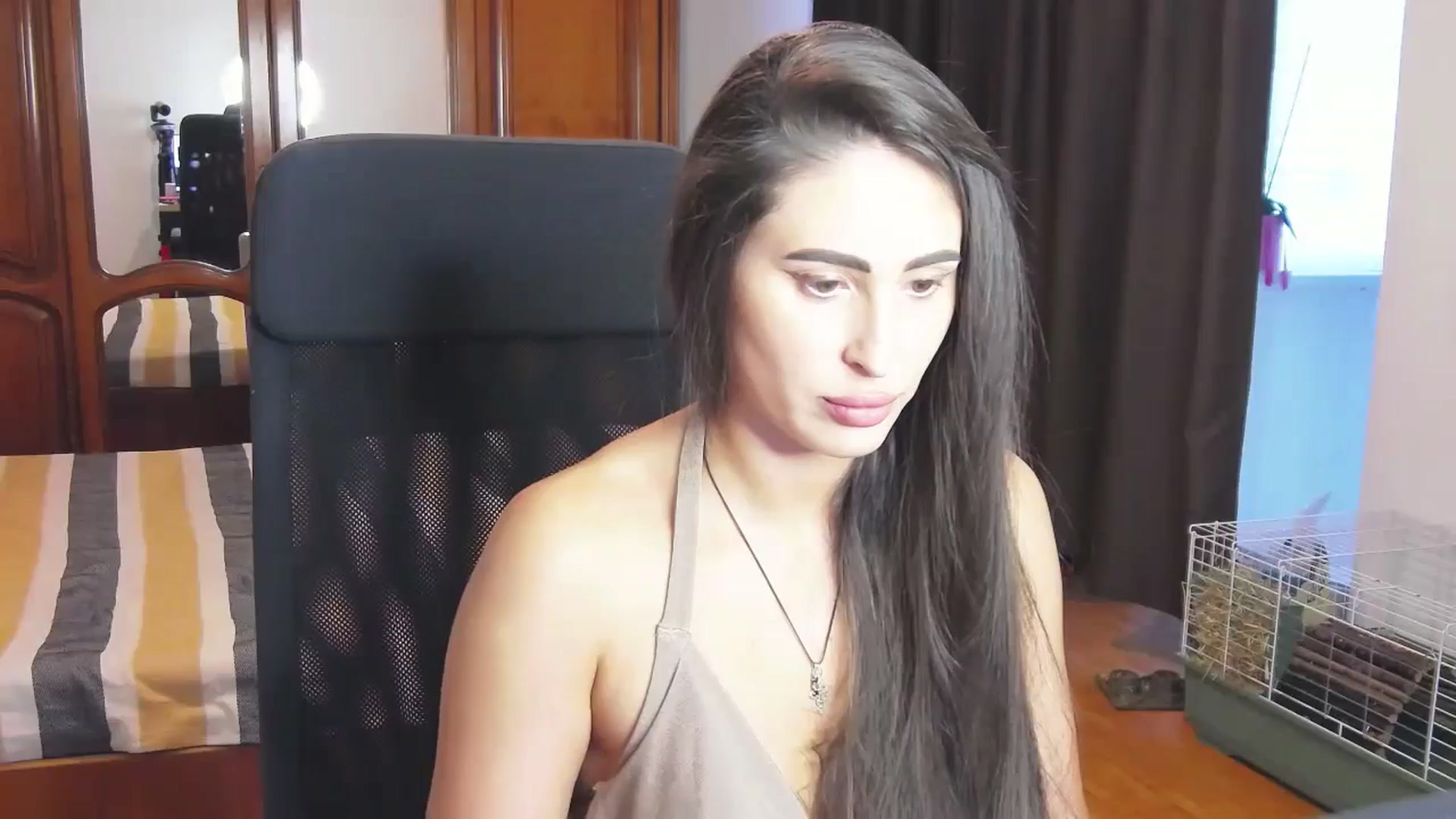 Gallery image thumbnail from MaraHari's myfreecams stream on, 07/06/2024, 17:23 image 5 of 20